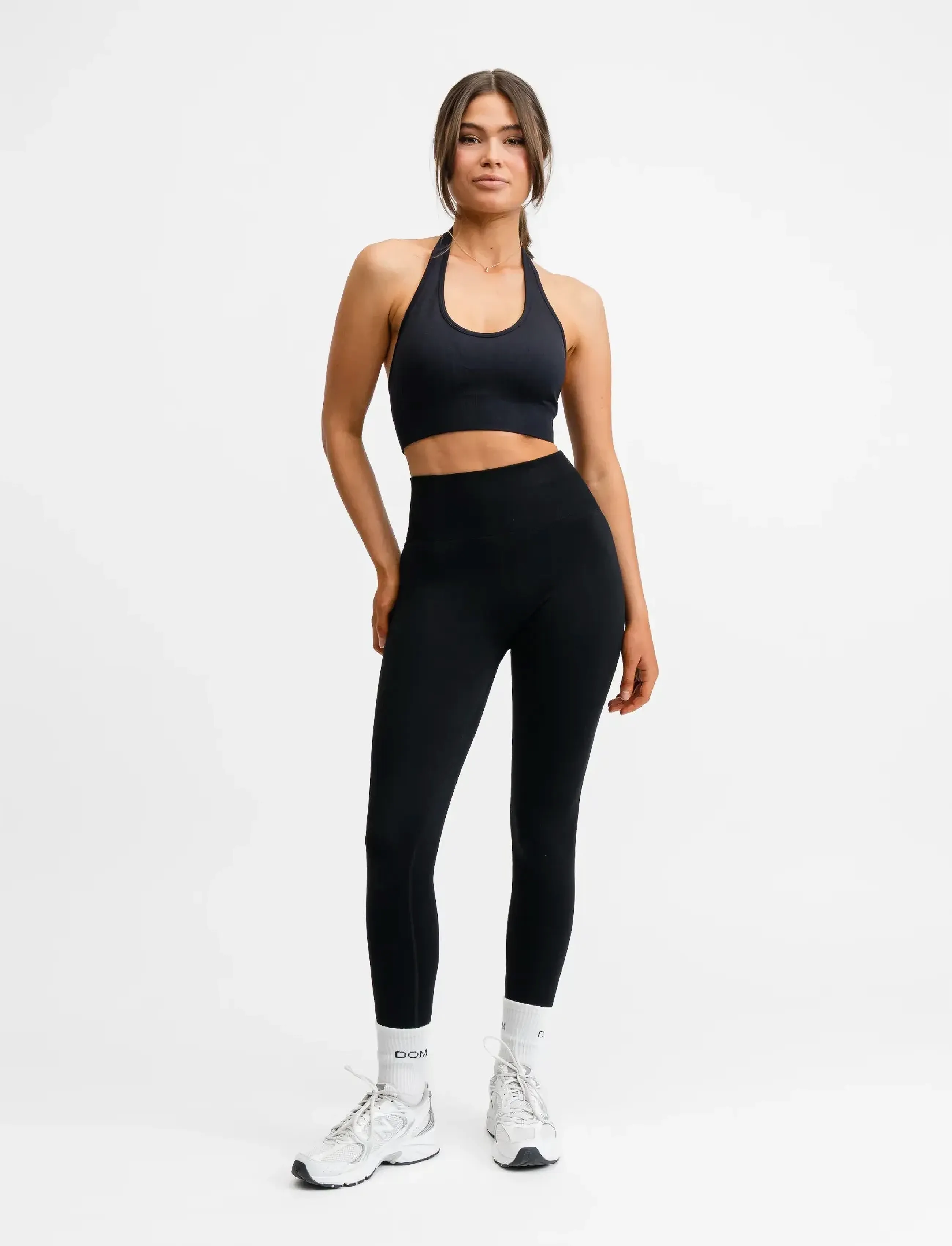 Drop of Mindfulness - SEAMLESS HALTERNECK BRA - sportinės liemenėlės - black - 4