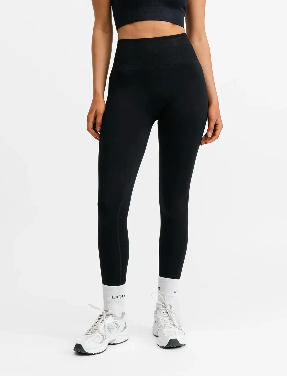 Drop of Mindfulness - SEAMLESS SCRUNCH TIGHTS - fuld længde - black - 0