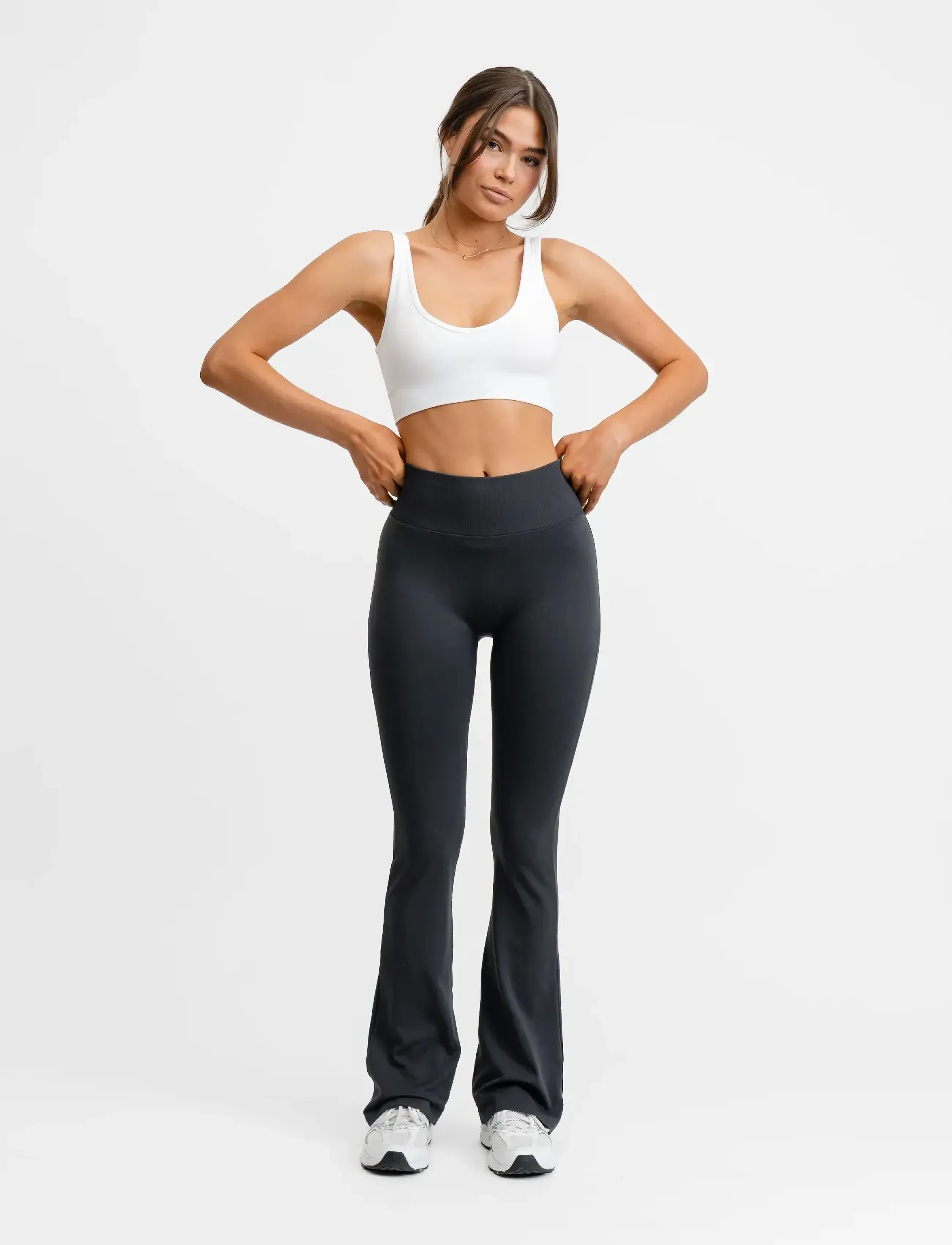 Drop of Mindfulness - SEAMLESS DEEP V BRA - sport bh:ar - white - 4