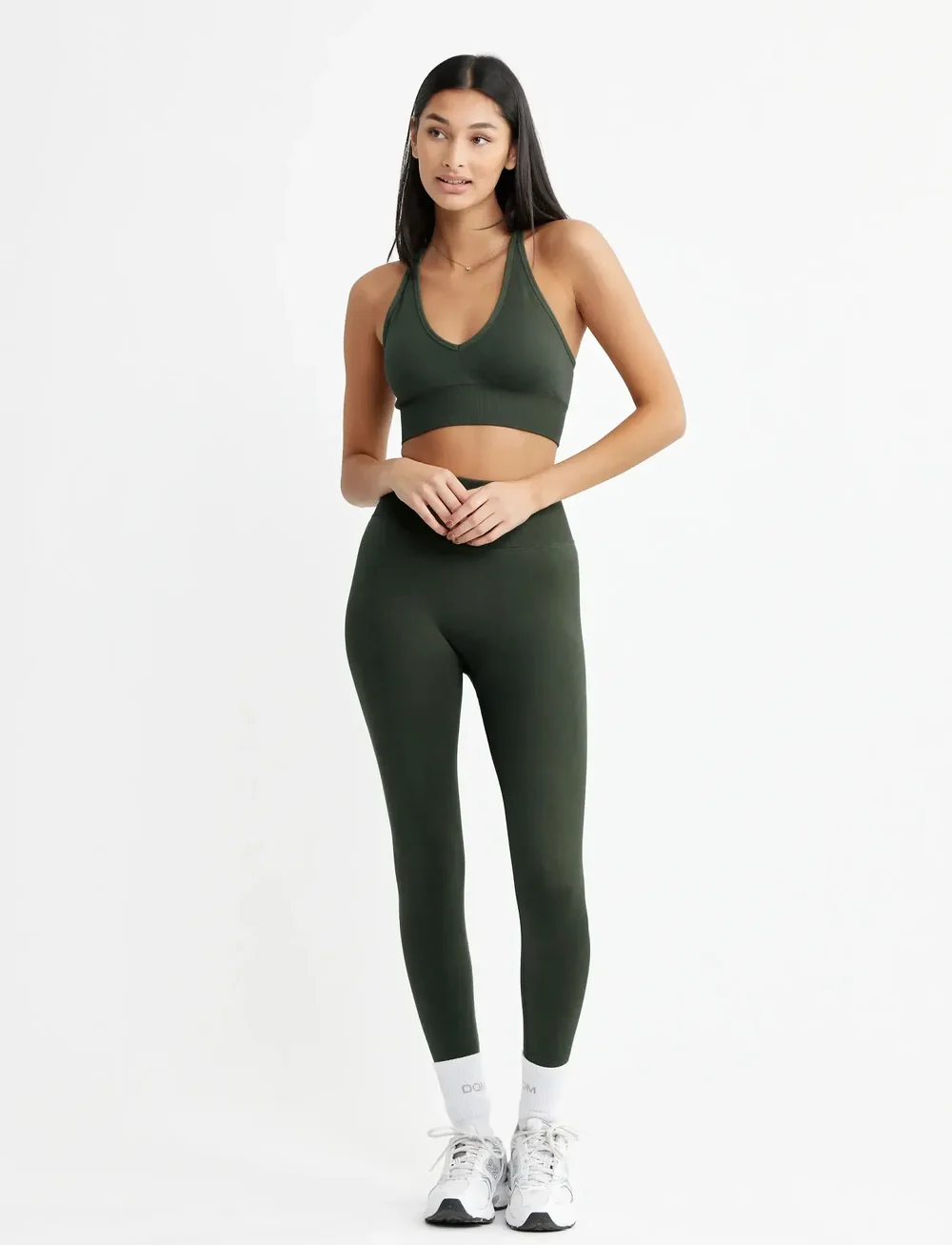 Drop of Mindfulness - SIGNATURE V SHAPE BRA - sports-bh'er - dark green - 4