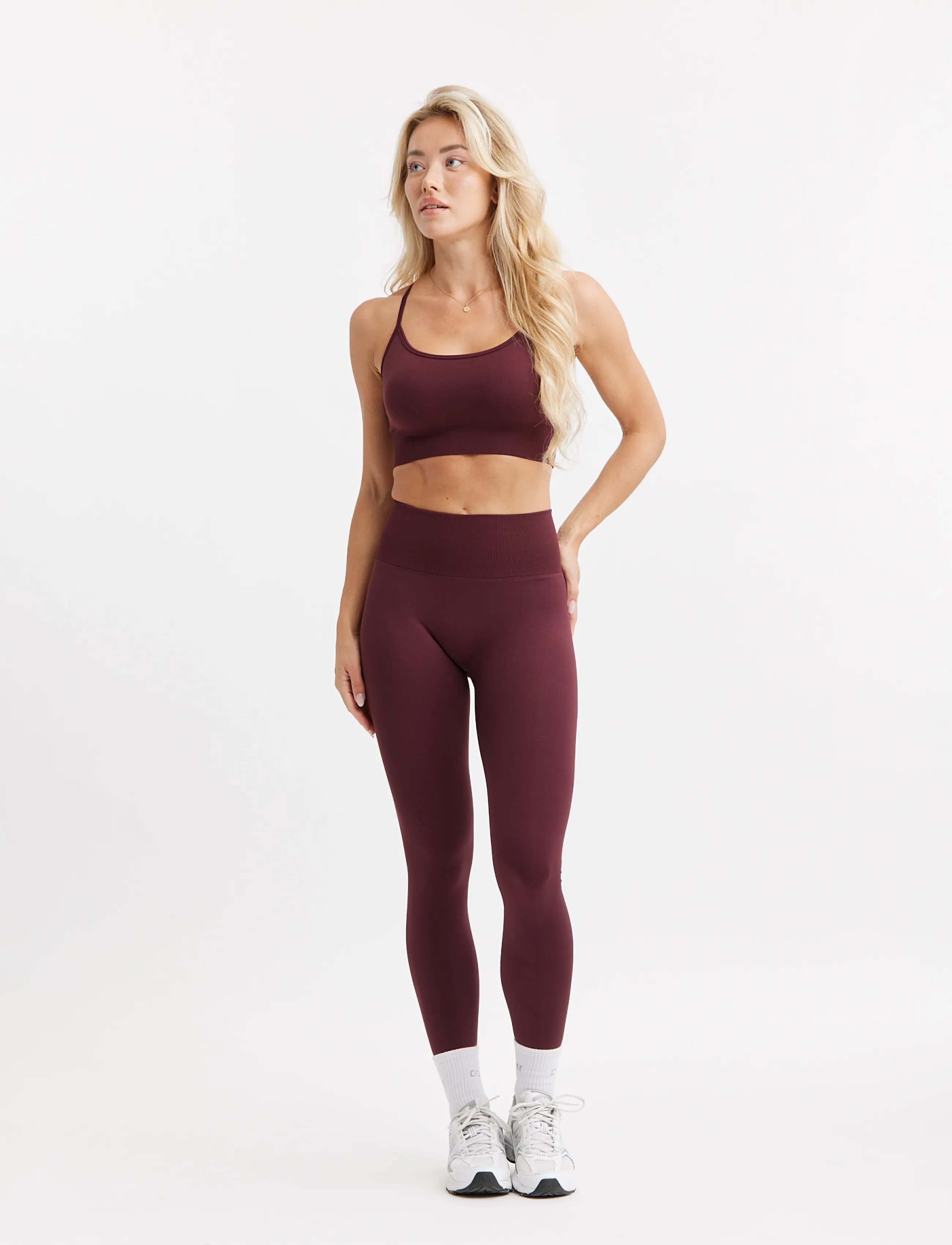 Drop of Mindfulness - SIGNATURE SEAMLESS BRA - cherry lacquer - 4