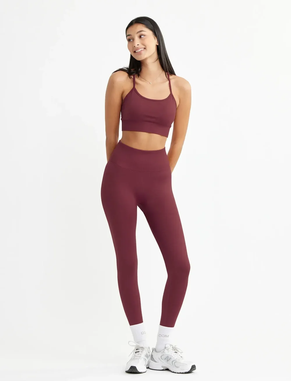 Drop of Mindfulness - SIGNATURE SEAMLESS TIGHTS - seamless tights - ruby wine - 4