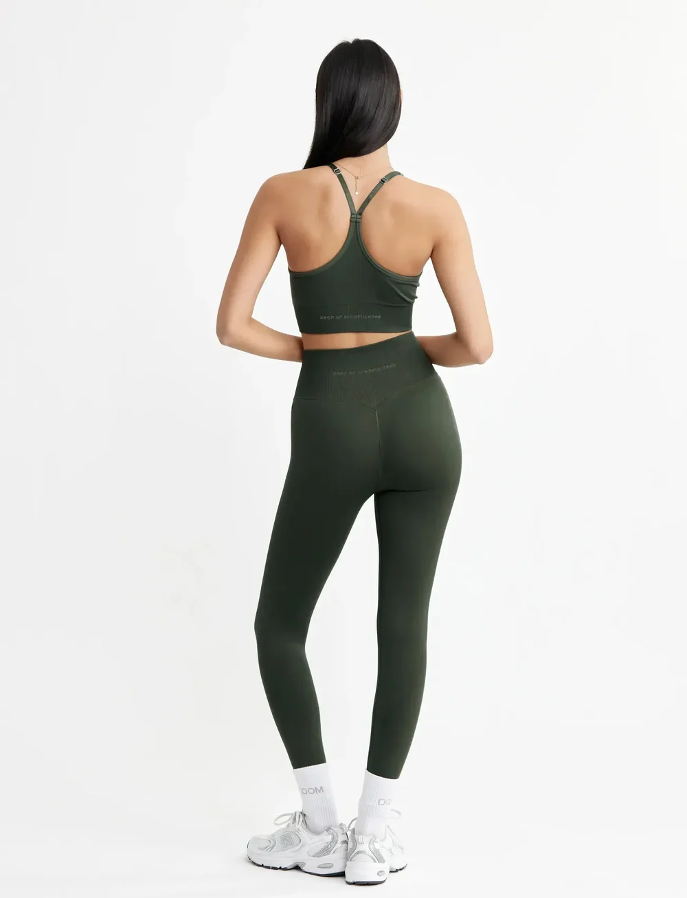 Drop of Mindfulness - SIGNATURE SEAMLESS TIGHTS - seamless tights - dark green - 5