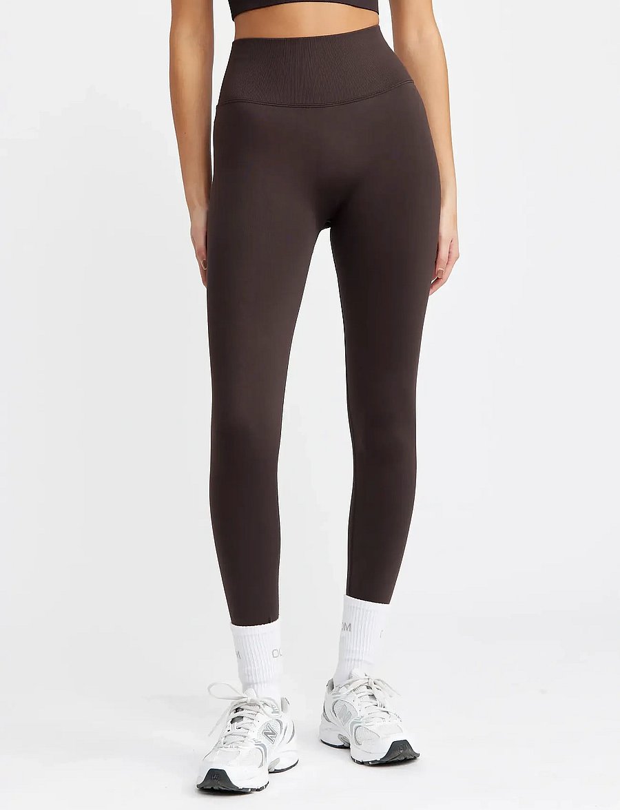 Drop of Mindfulness - SIGNATURE SEAMLESS TIGHTS - saumlausar sokkabuxur - dark brown - 0