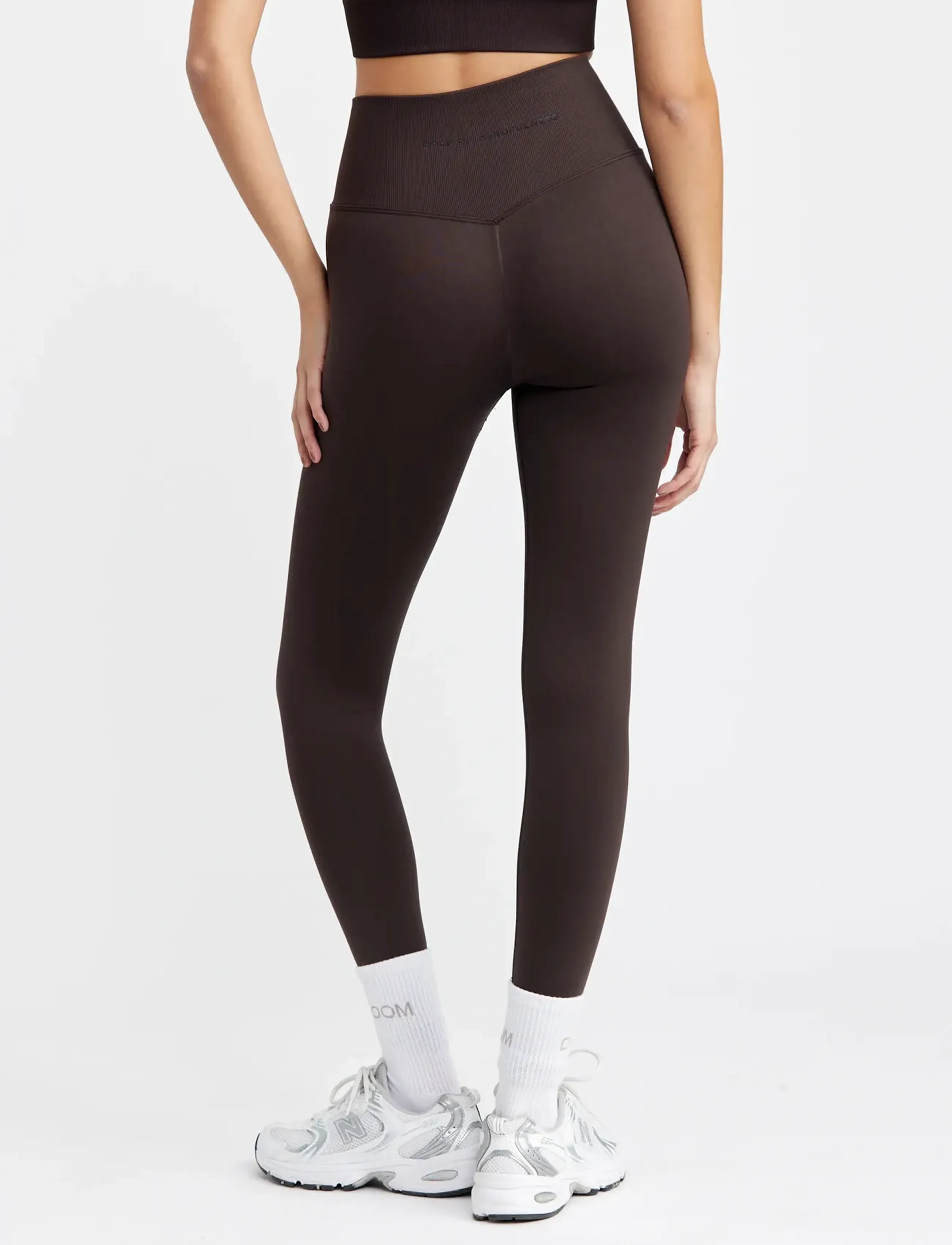 Drop of Mindfulness - SIGNATURE SEAMLESS TIGHTS - træningstights - dark brown - 3