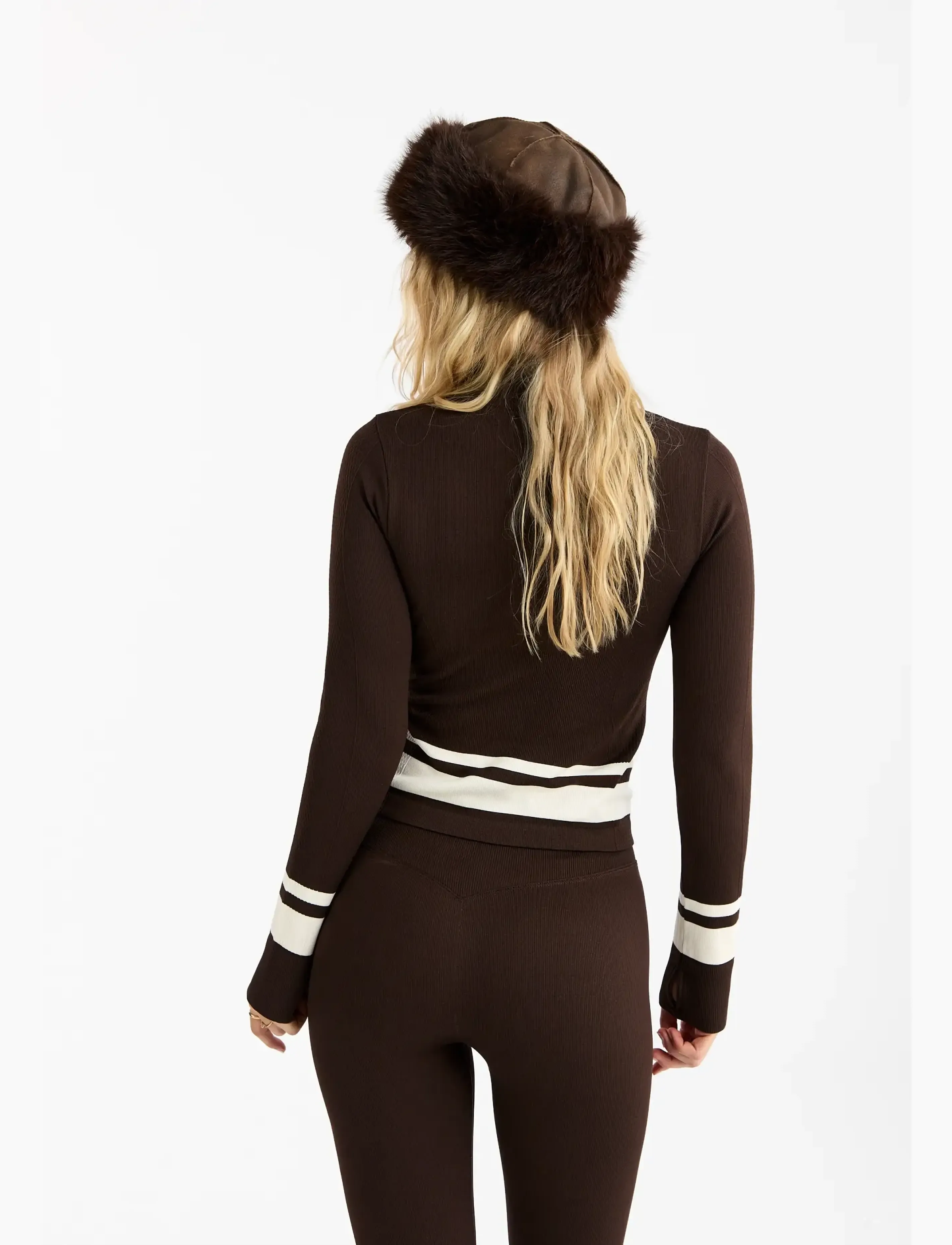 Drop of Mindfulness - SEAMLESS HALF ZIP BASE LAYER - dark brown - 3