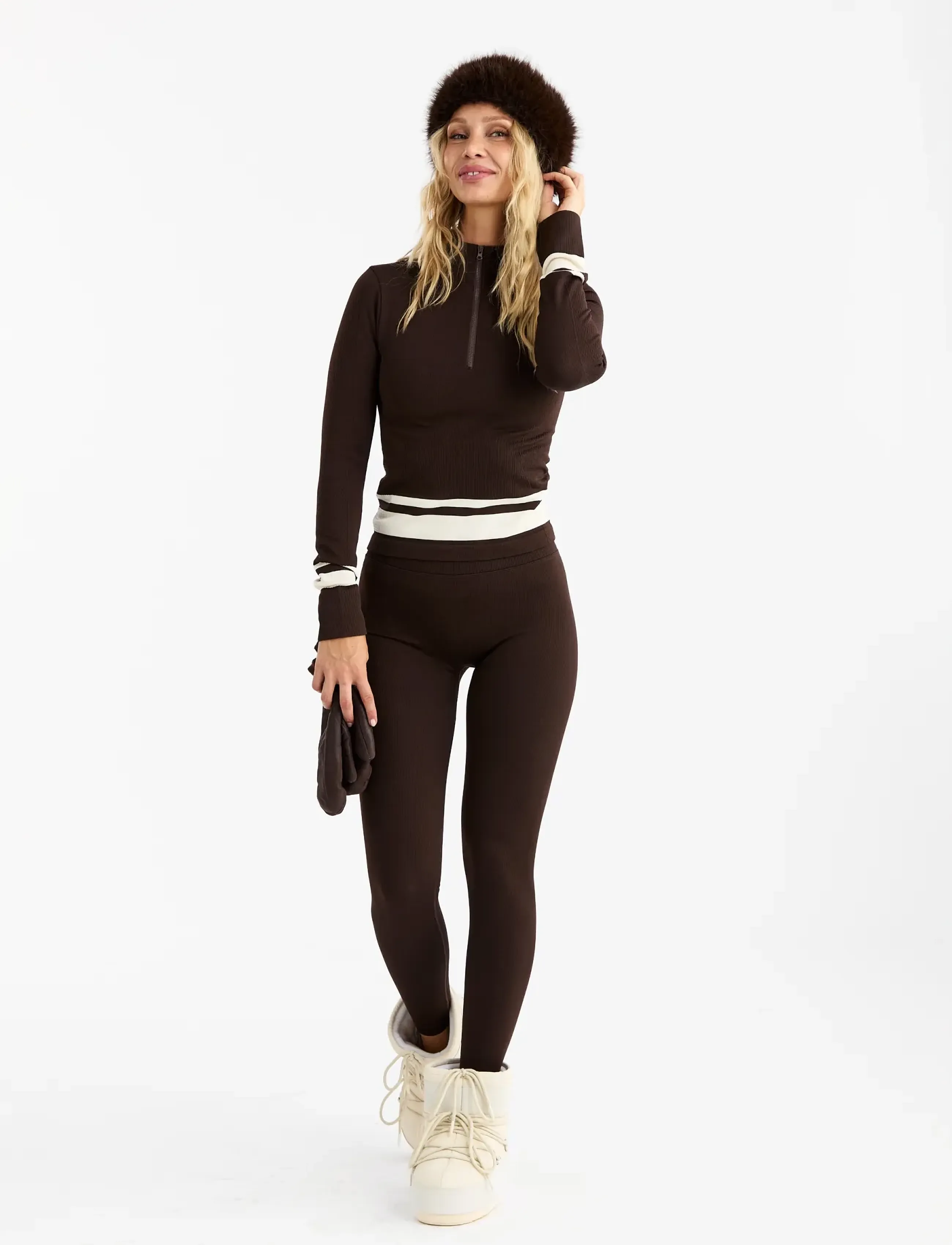 Drop of Mindfulness - SEAMLESS HALF ZIP BASE LAYER - dark brown - 4