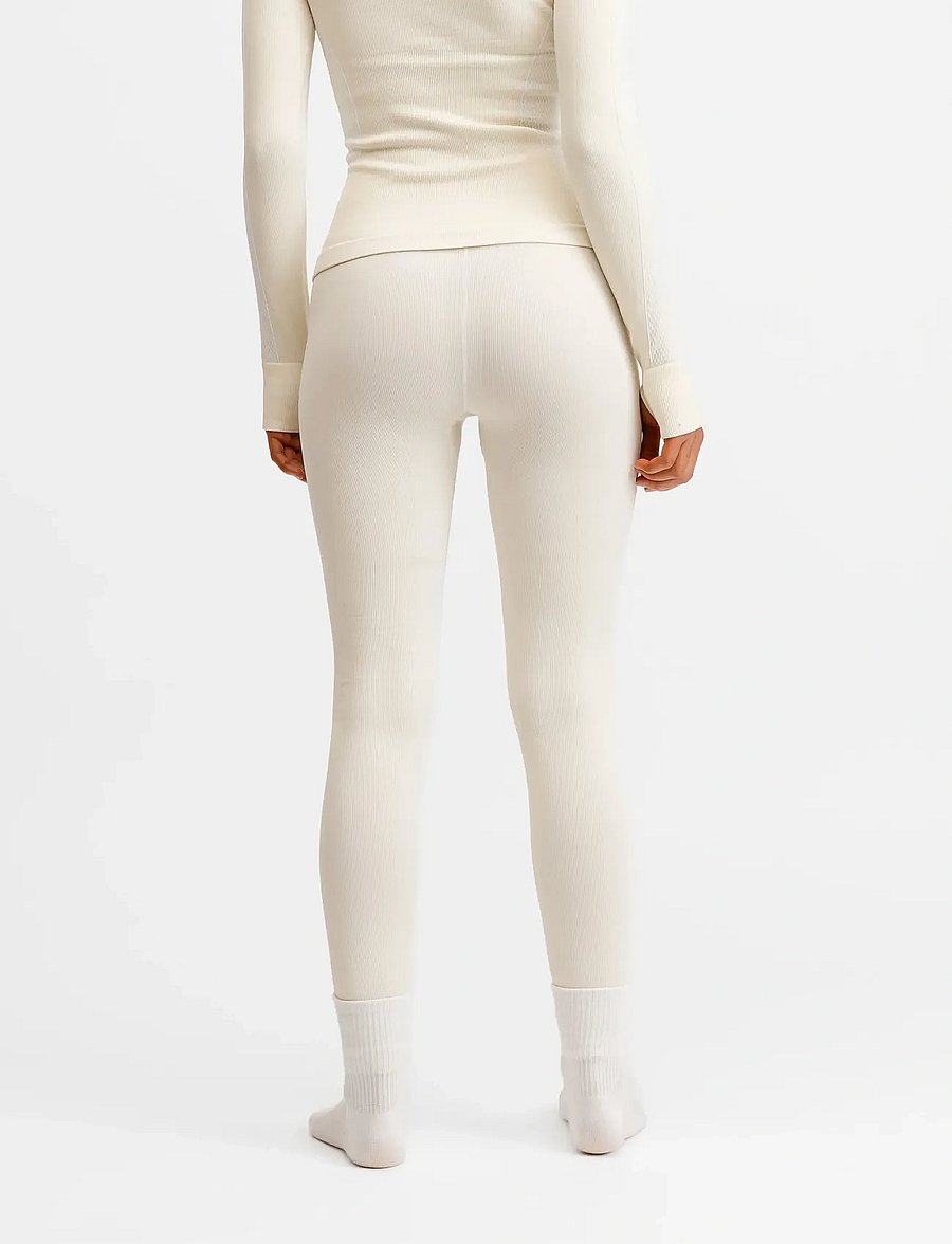 Drop of Mindfulness - SEAMLESS BASE LAYER TIGHTS - Õmblusteta retuusid - cream white - 3