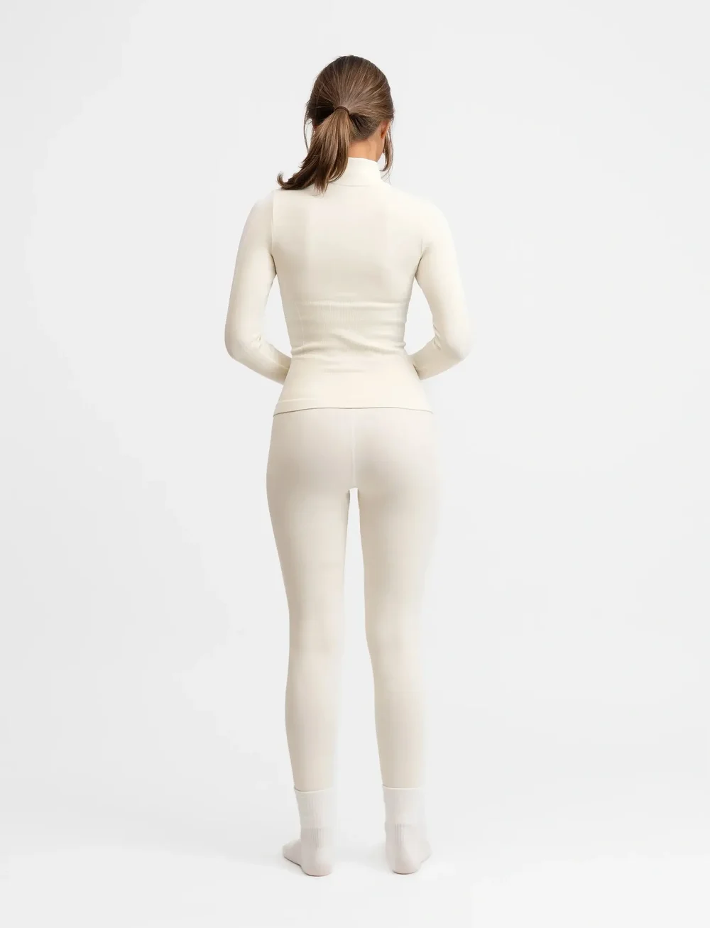 Drop of Mindfulness - SEAMLESS BASE LAYER TIGHTS - träningstights - cream white - 5