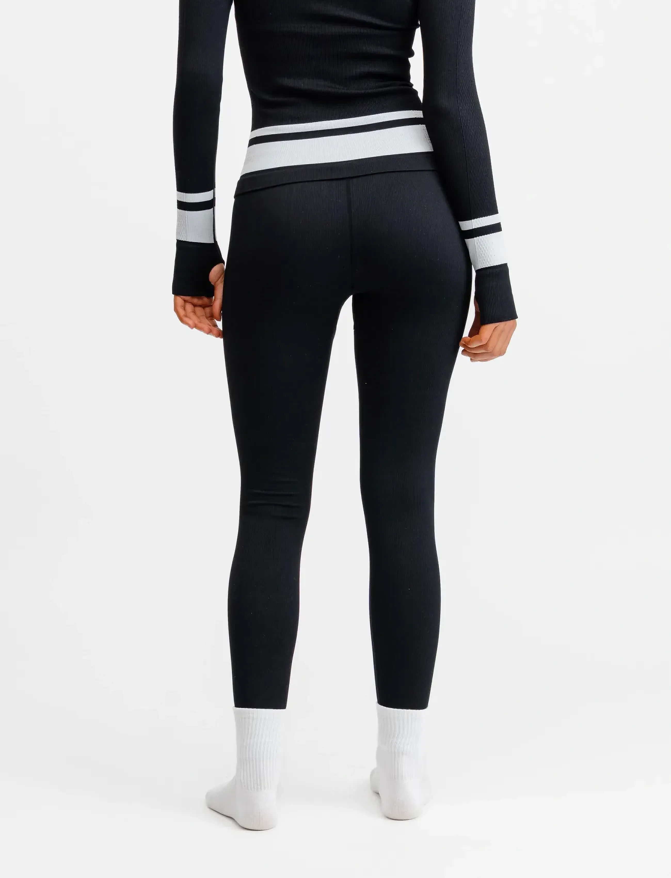 Drop of Mindfulness - SEAMLESS BASE LAYER TIGHTS - seamless tights - black - 3
