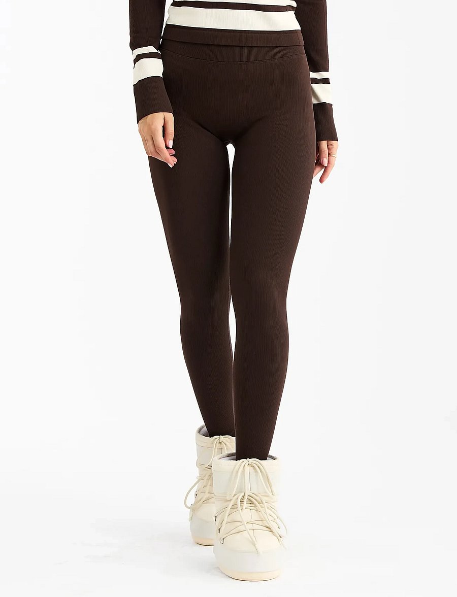 Drop of Mindfulness - SEAMLESS BASE LAYER TIGHTS - seamless tights - dark brown - 0