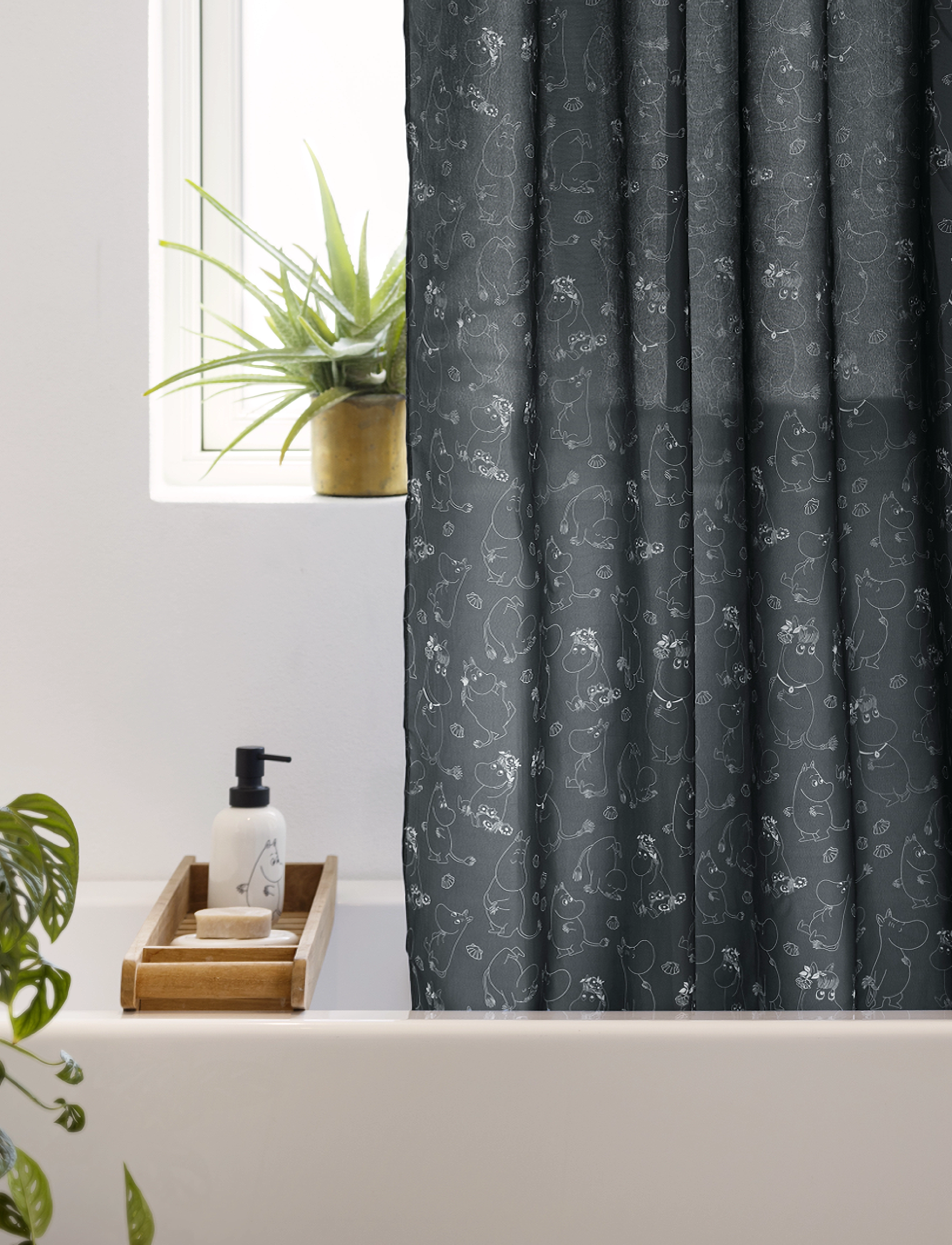 Dsignhouse Moomin The Moomins Shower Curtain, 180X200 cm, Bathroom Textiles, Schwarz - Curtains, Homeware
