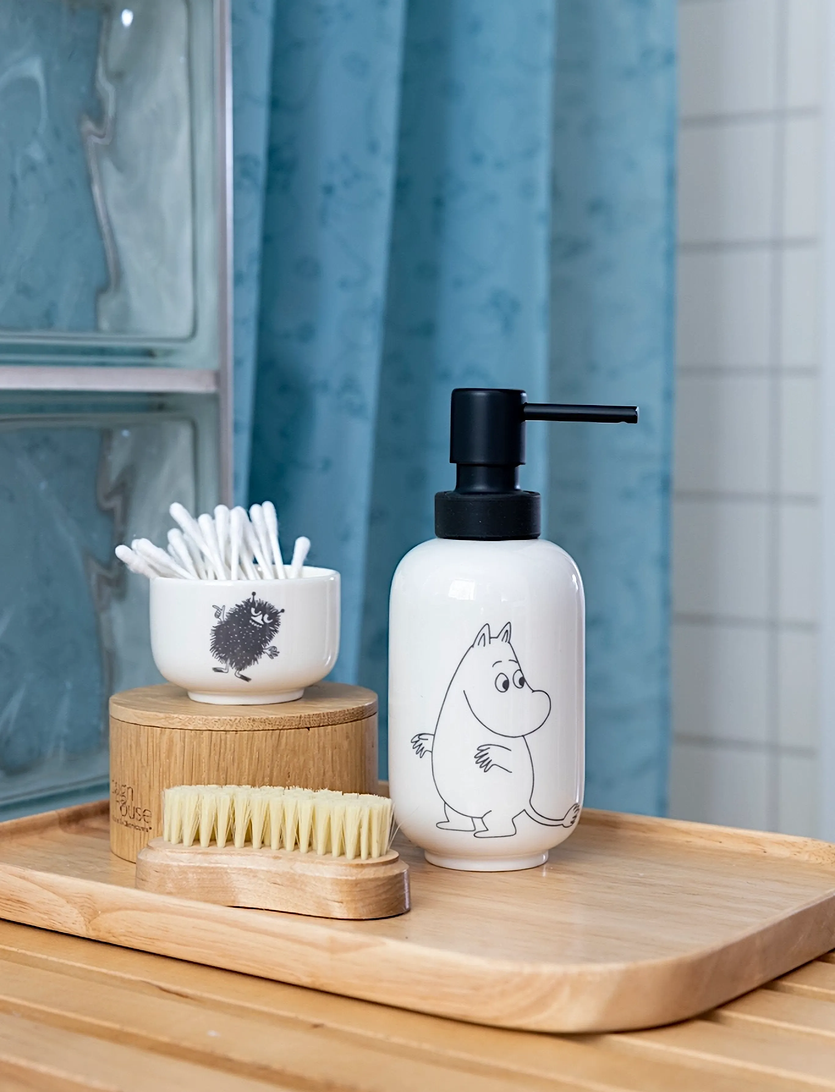Dsignhouse Moomin The Moomins Shower Curtain, 180X200 cm, Bathroom Textiles, Weiß - Curtains, Homeware