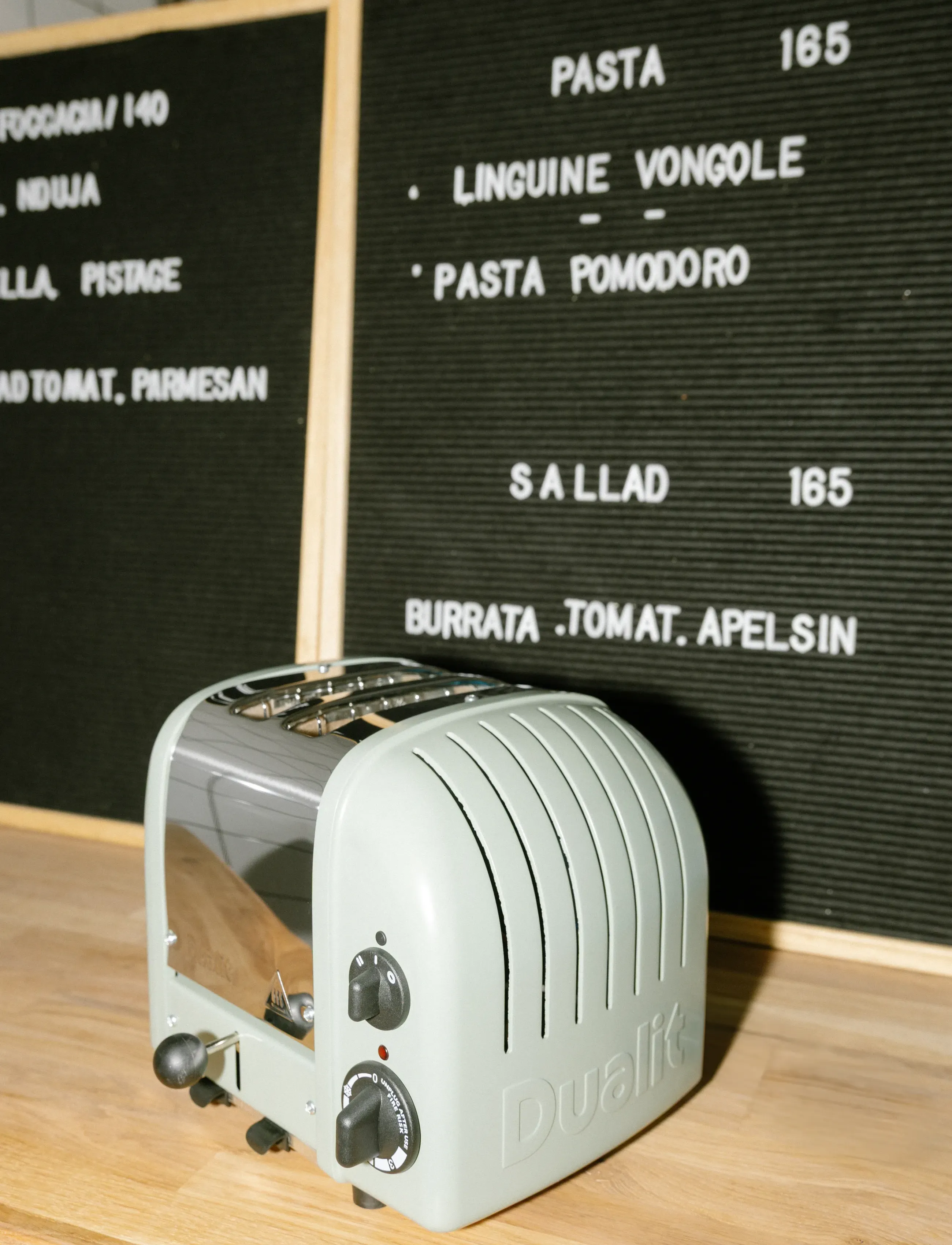 Dualit Brödrost Classic 2 Skivor Sage, S, Kitchen Appliances, Grün - Toasters, Homeware