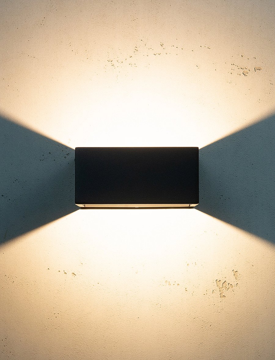 Dyberg Larsen - Jupiter Wall lamp - außenwandleuchten - black - 4