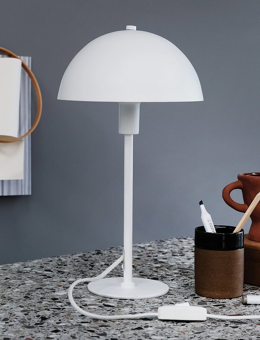 Dyberg Larsen - Stockholm Table Lamp Medium Matt - schreibtisch- & tischlampen - white - 0