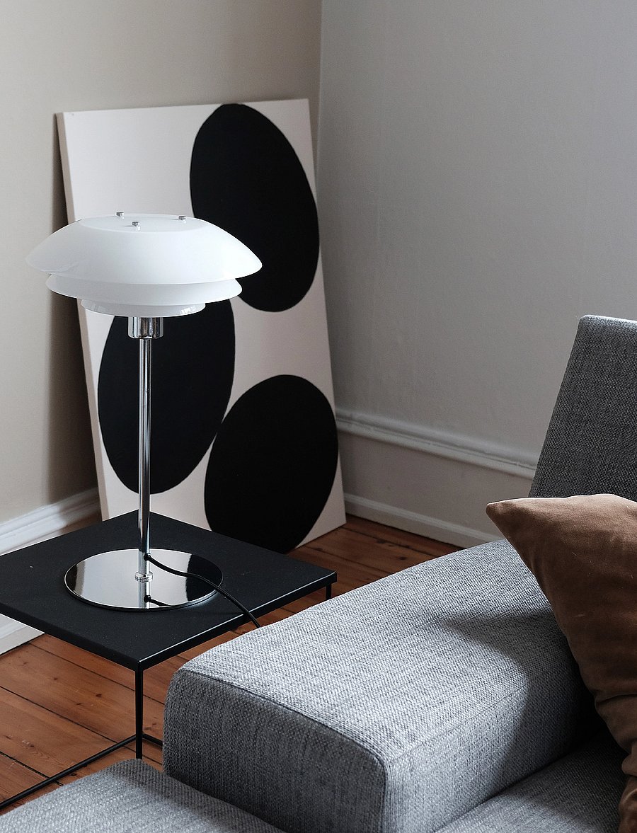 Dyberg Larsen - DL31 Opal Table Lamp - laualambid - white - 2