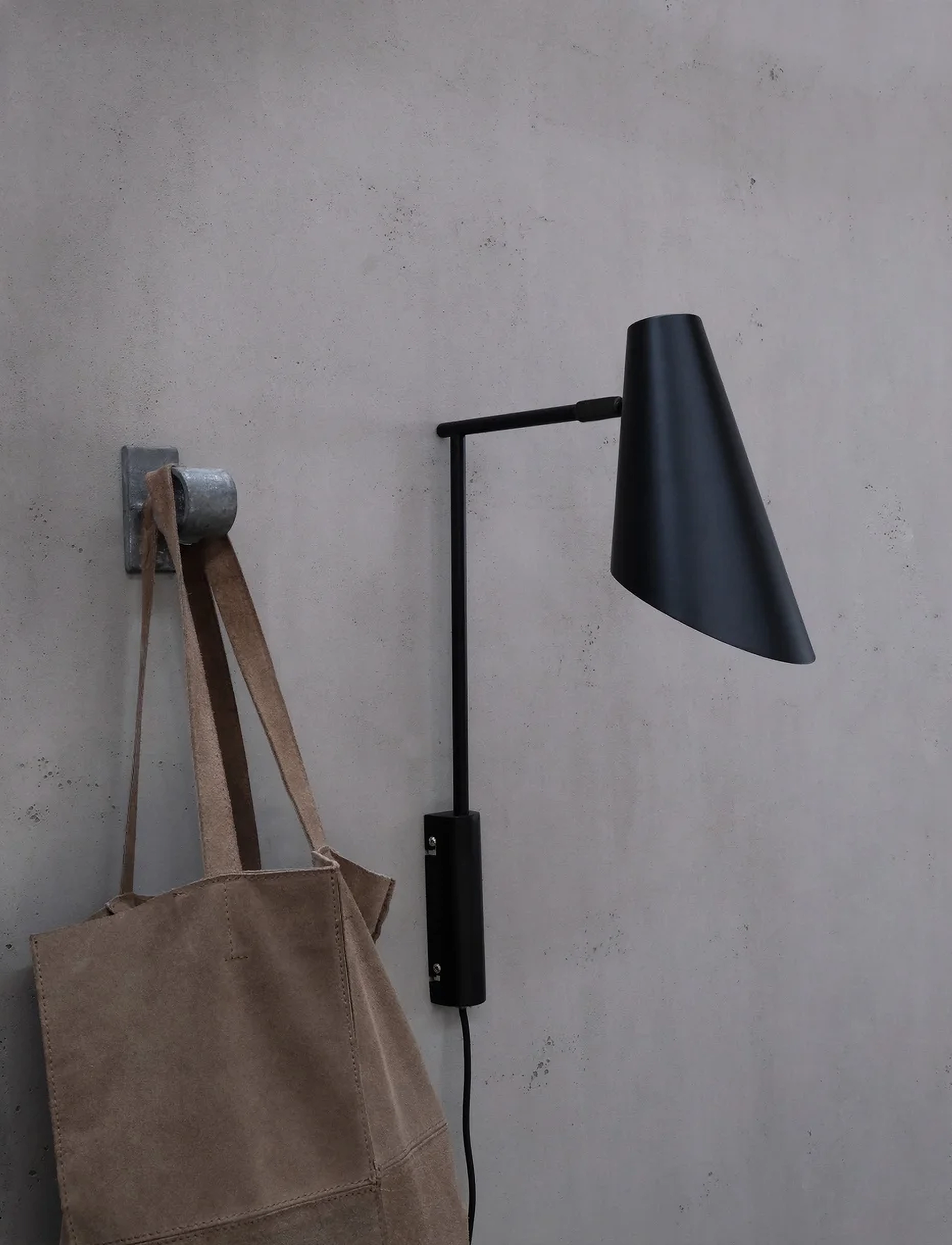 Dyberg Larsen Cale Væglampe, Ø 14.6 cm, Black, Lamper > Væglamper, Unisex