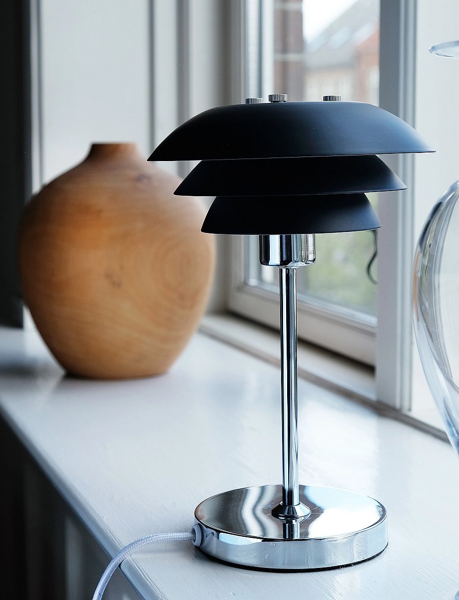 Dyberg Larsen - DL16 Table Lamp - osta hinna alusel - black - 0
