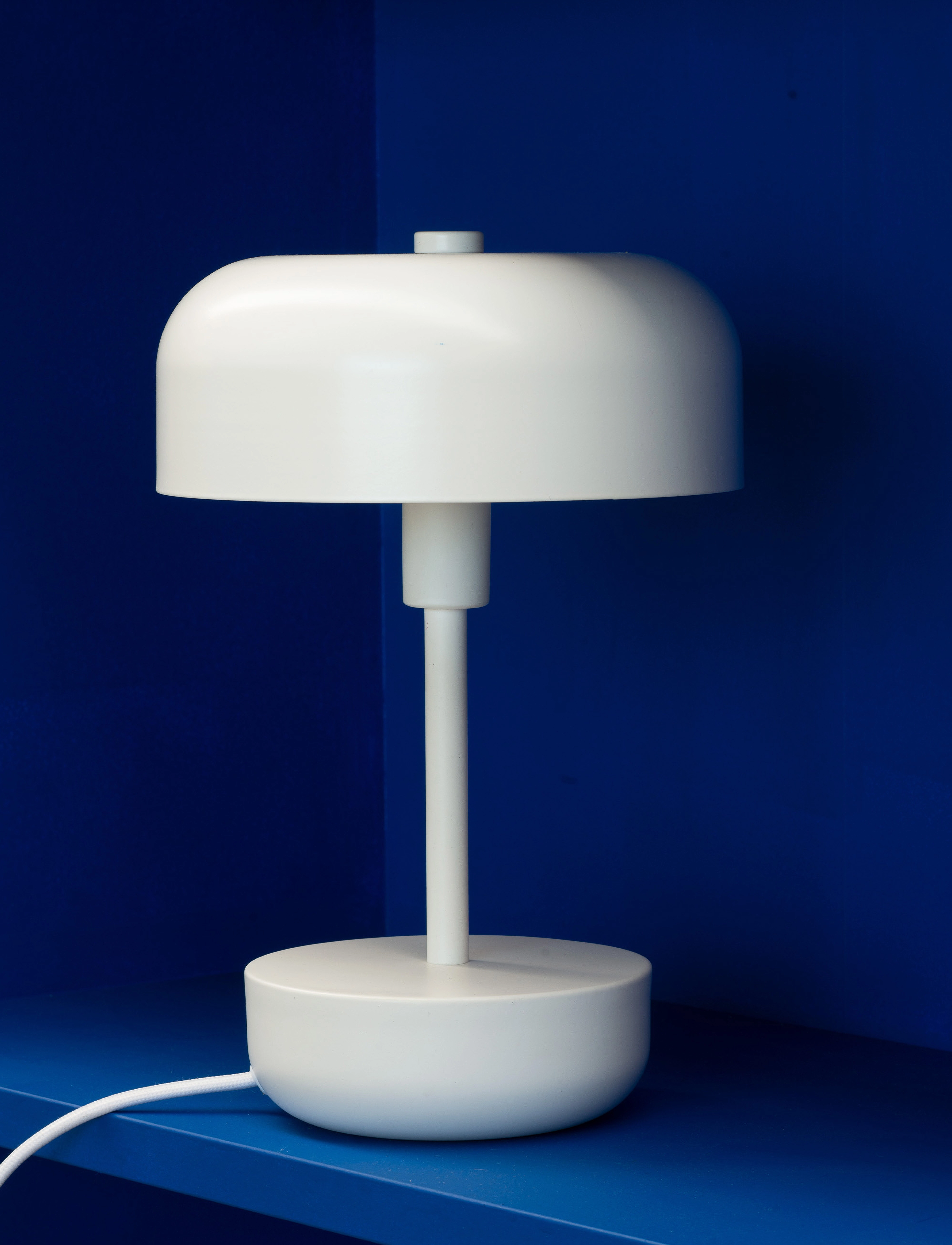 Dyberg Larsen Haipot Hvid Bordlampe, H25.7 cm, Lamps, Weiß - Table Homeware