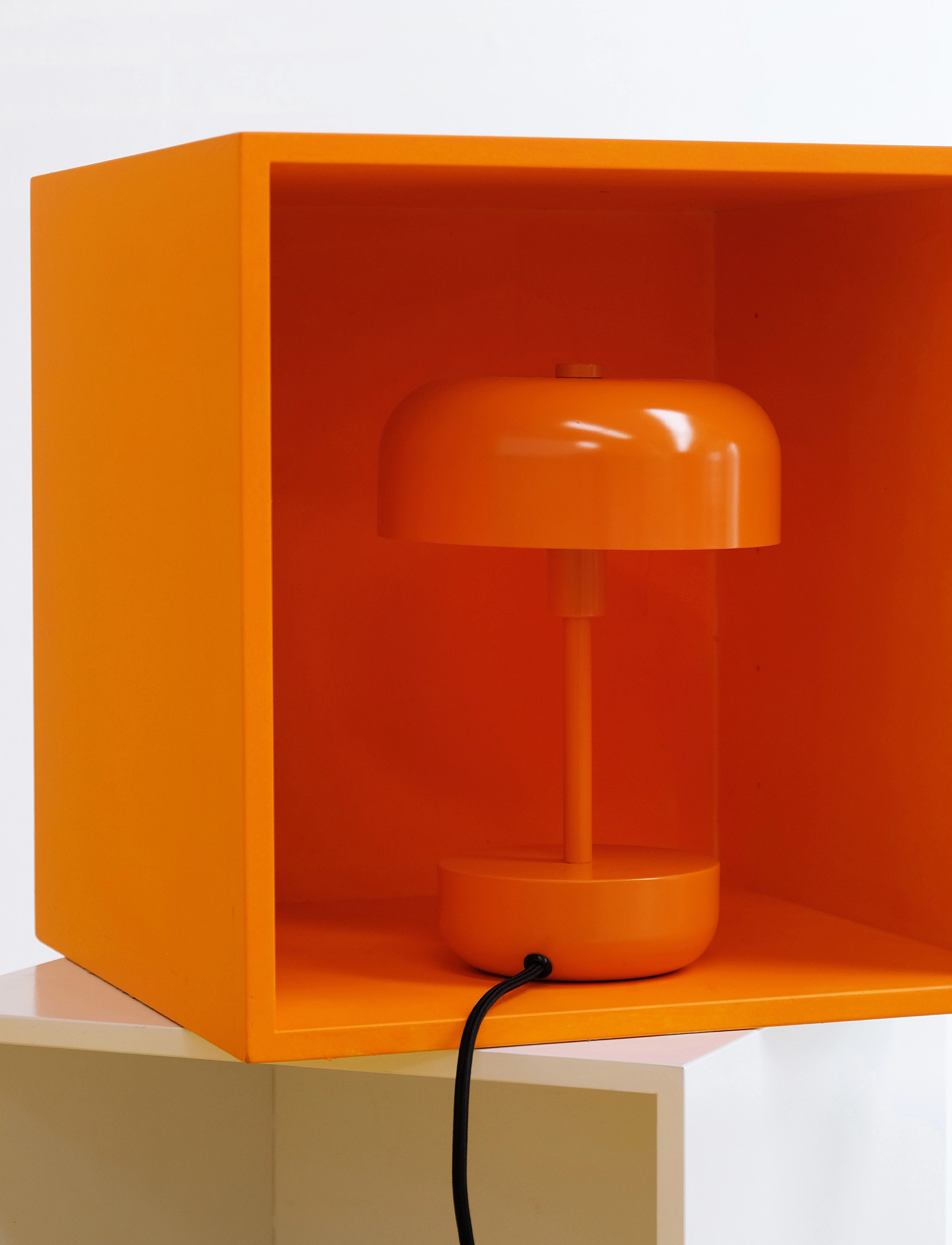 Dyberg Larsen Haipot Orange Bordlampe, H25.7 cm, Orange, Lamper > Bordlamper, Unisex