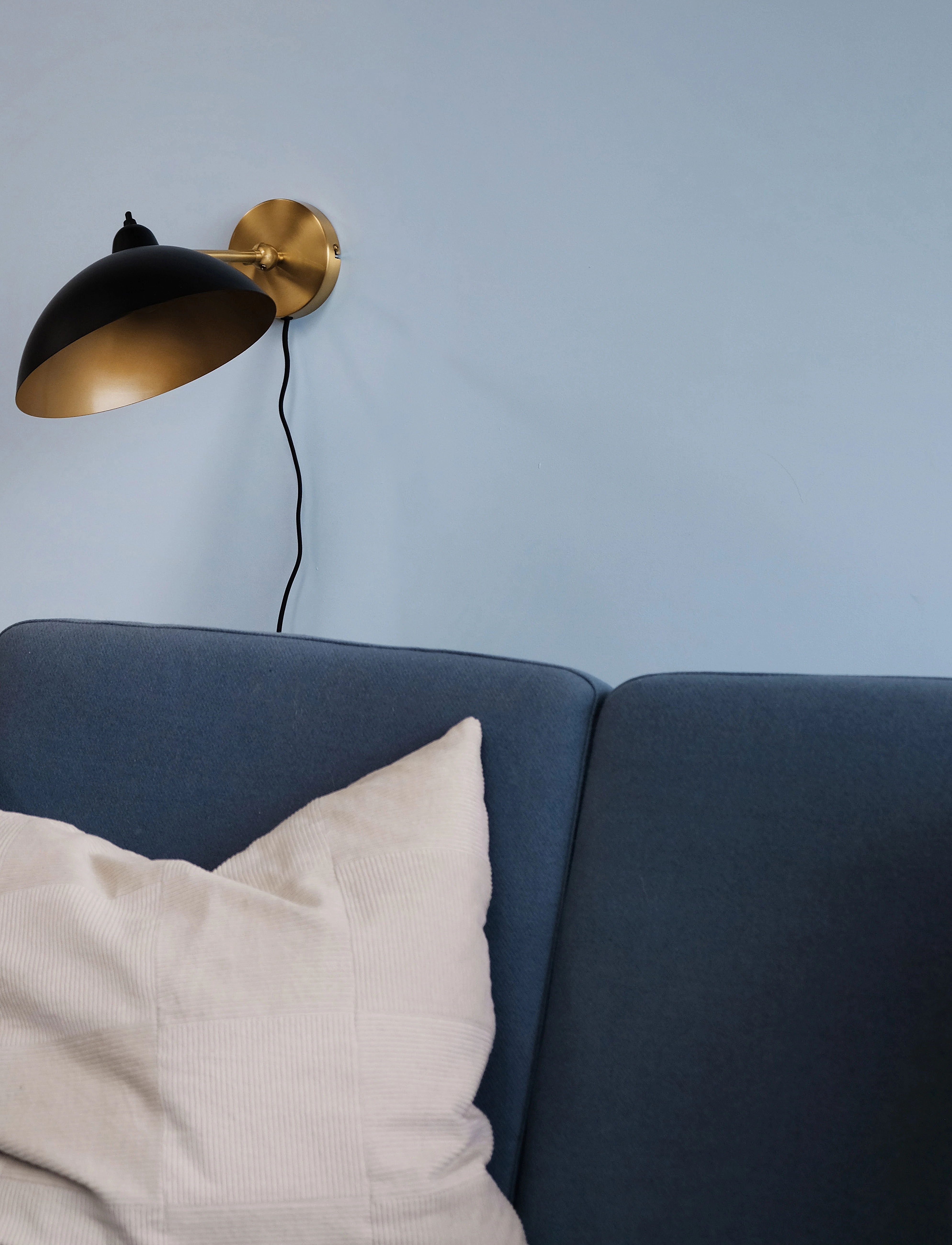 Dyberg Larsen - Futura Wall lamp Black/Brass - seinalambid - black/brass - 0