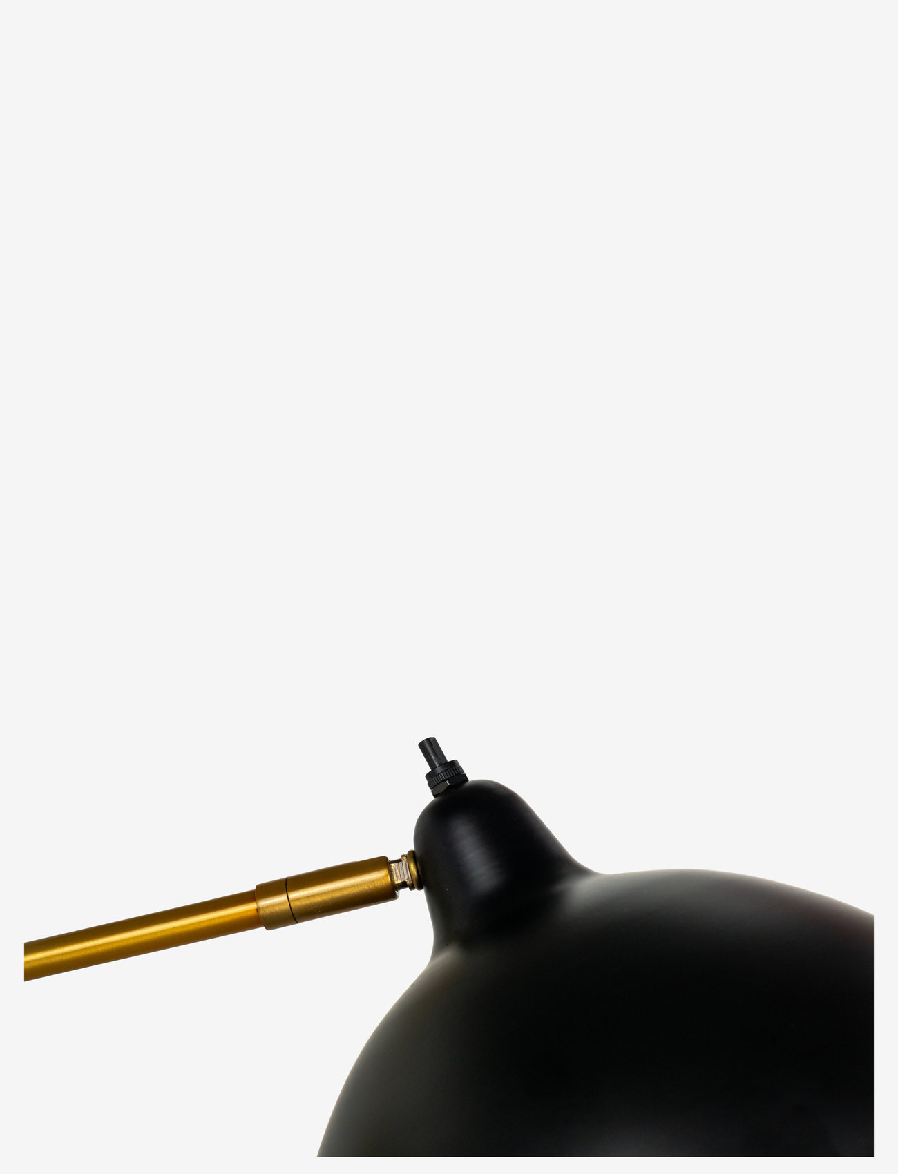 Dyberg Larsen - Futura væglampe - væglamper - black/brass - 3