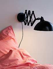 Dyberg Larsen - Futura Wall Lamp Black/ White W/folding arm - wall lamps - black - 4