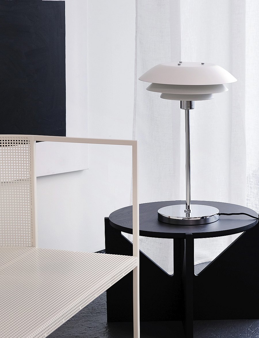 Dyberg Larsen - DL31 hvid bordlampe - schreibtisch- & tischlampen - white - 0