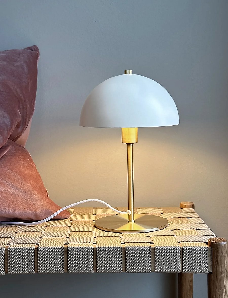 Dyberg Larsen - Malmø hvid/ messing bordlampe - laualambid - white/ brass - 3