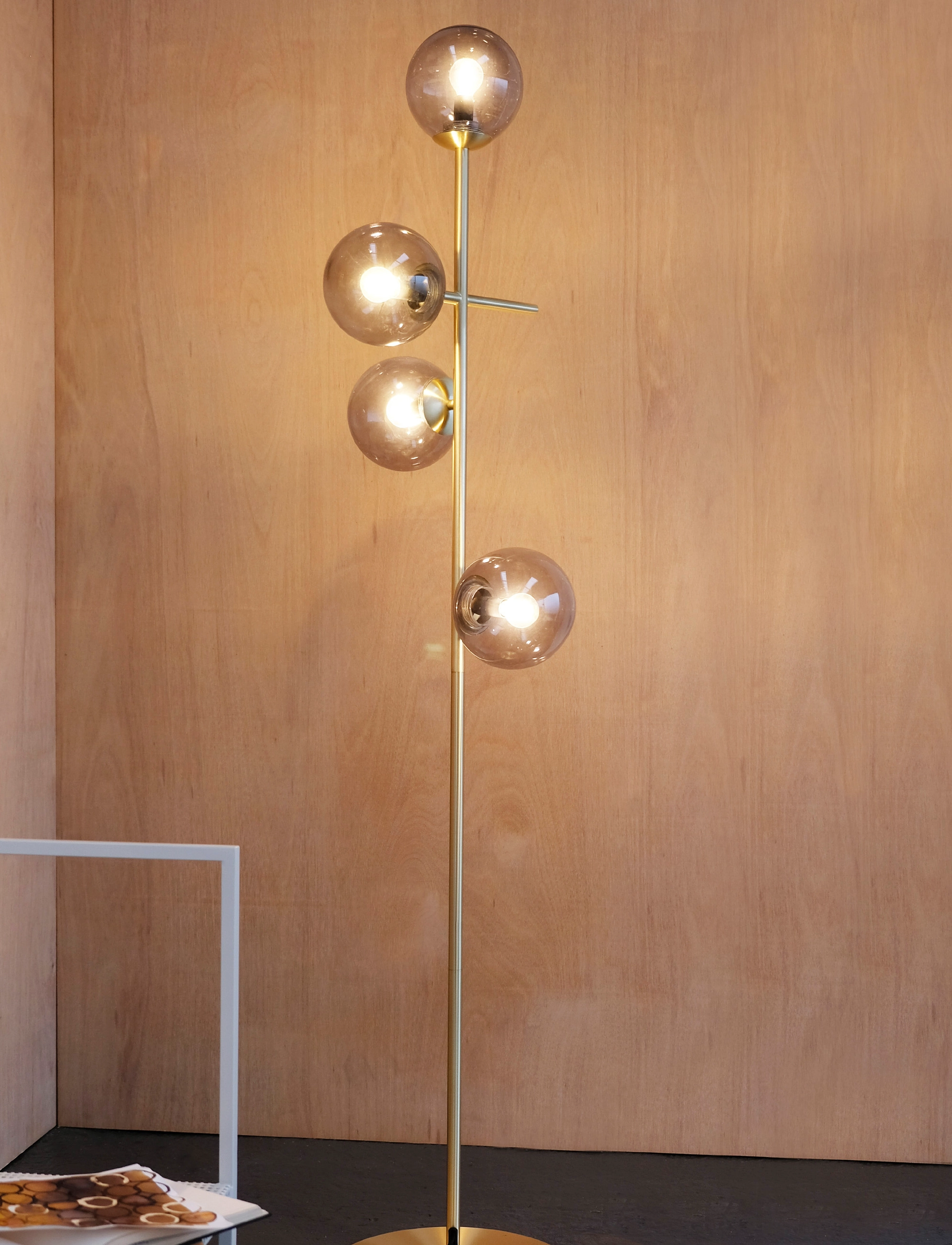 Dyberg Larsen Como Gulvlampe Røg/ Messing, H34 cm, Lamps, Mehrfarbig/gemustert - Floor Homeware
