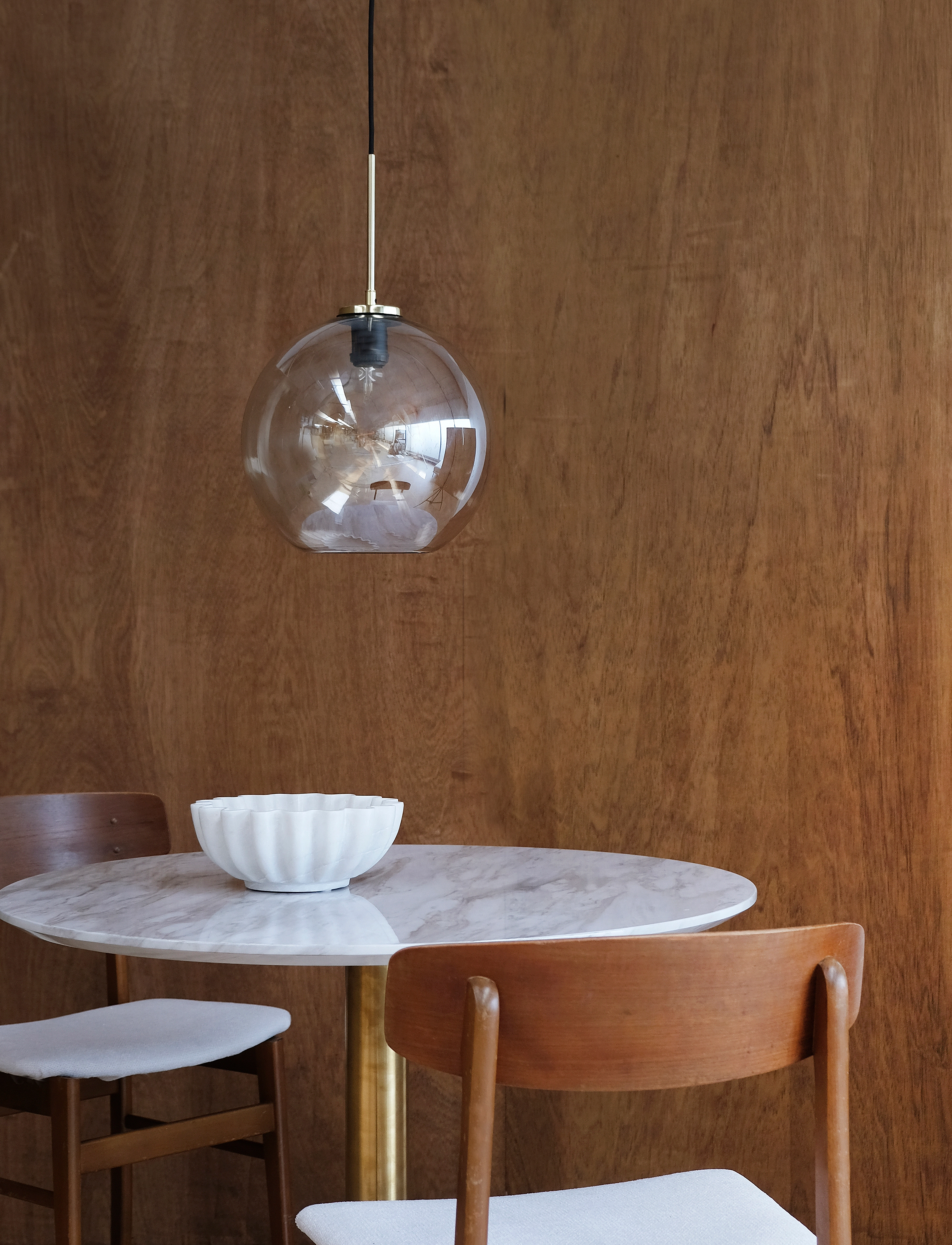 Dyberg Larsen Loop Amber Pendel D30, H30 cm, Ceiling Lamps, Braun - Pendant Homeware