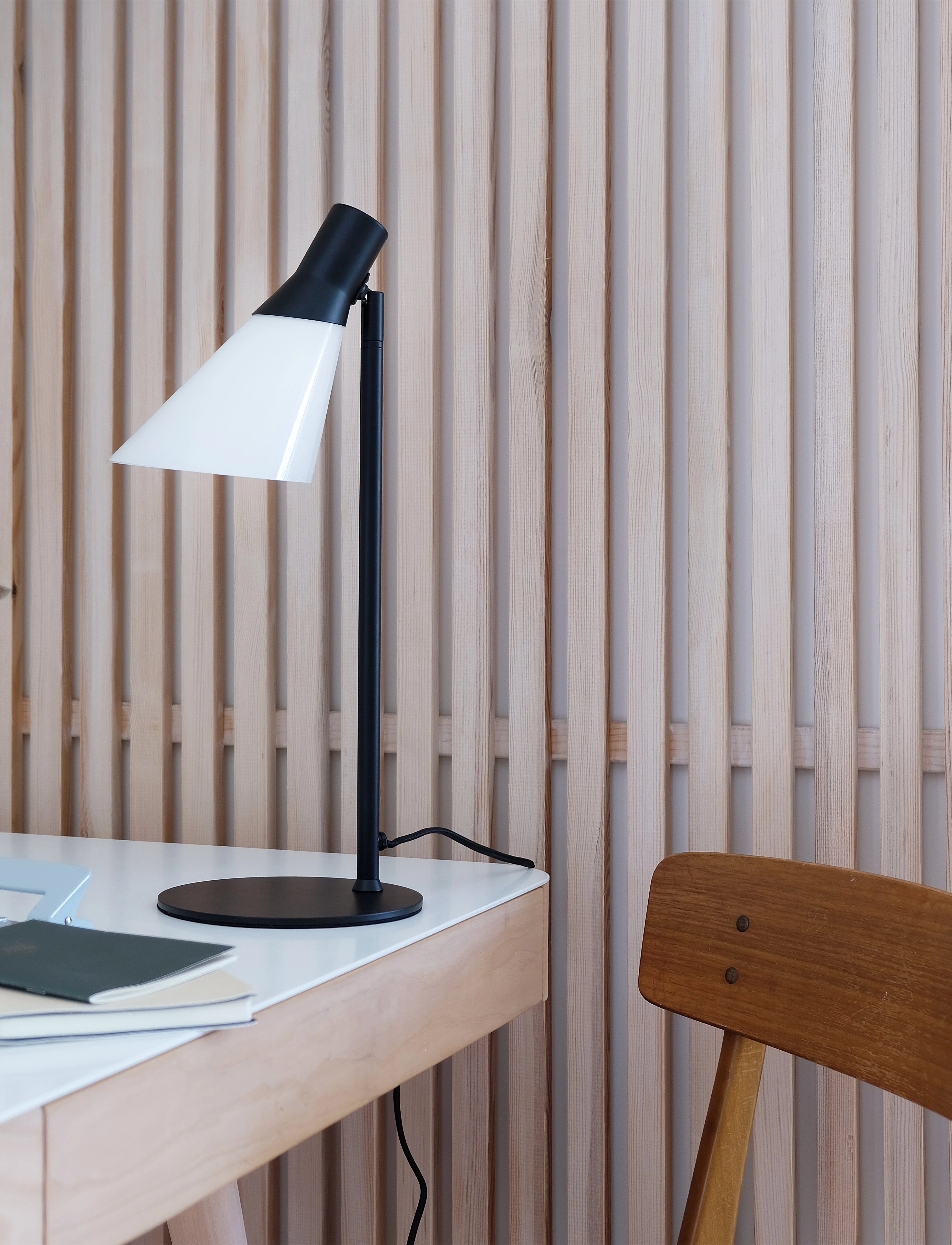 Dyberg Larsen - Gents Tablelamp - schreibtisch- & tischlampen - white - 2