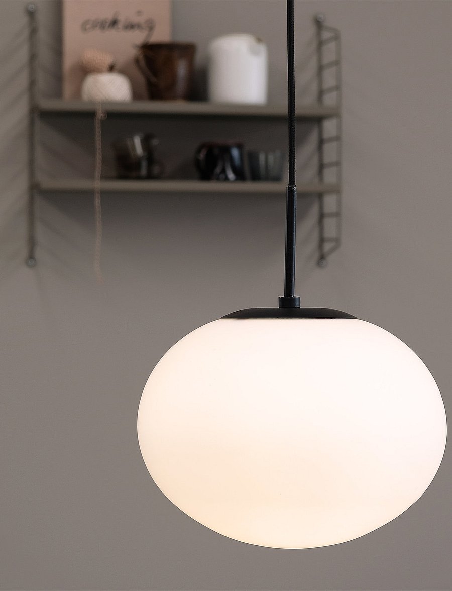 Dyberg Larsen - Princess Pendant Opal/ Black suspension - piekaramās lampas - opal/black - 2