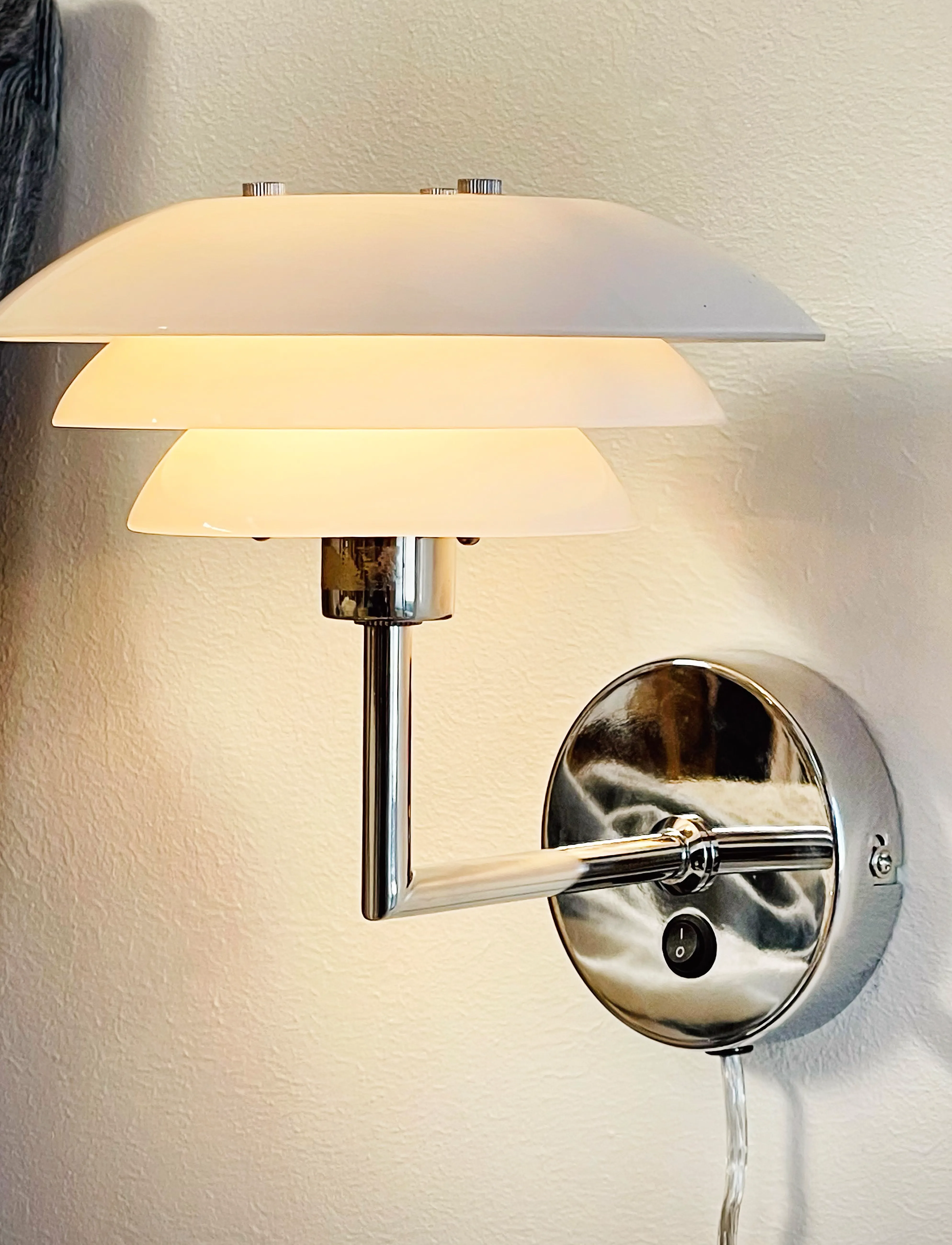 Dyberg Larsen - DL16 vägglampa svart - vägglampor - white - 2