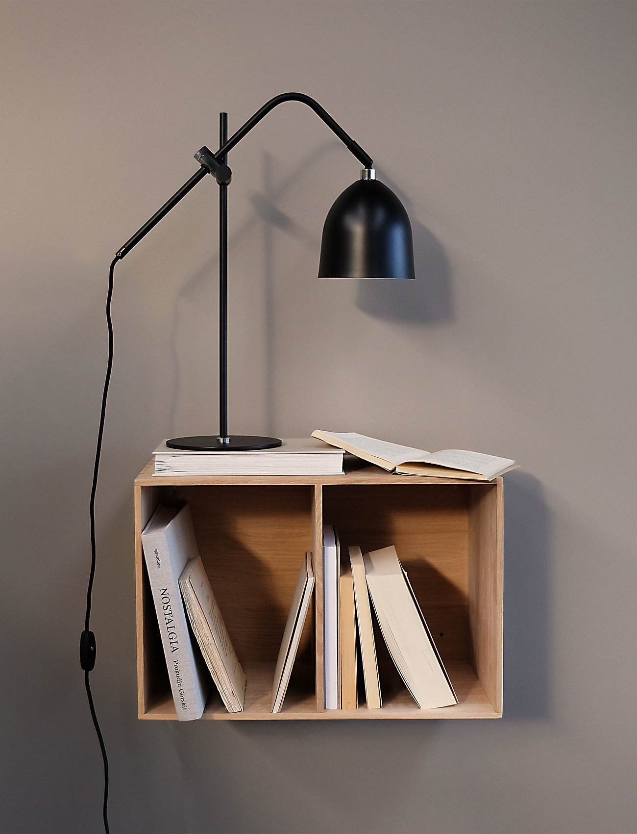 Dyberg Larsen Easton Bordlampe, H46 cm, Lamps, Schwarz - Table Homeware