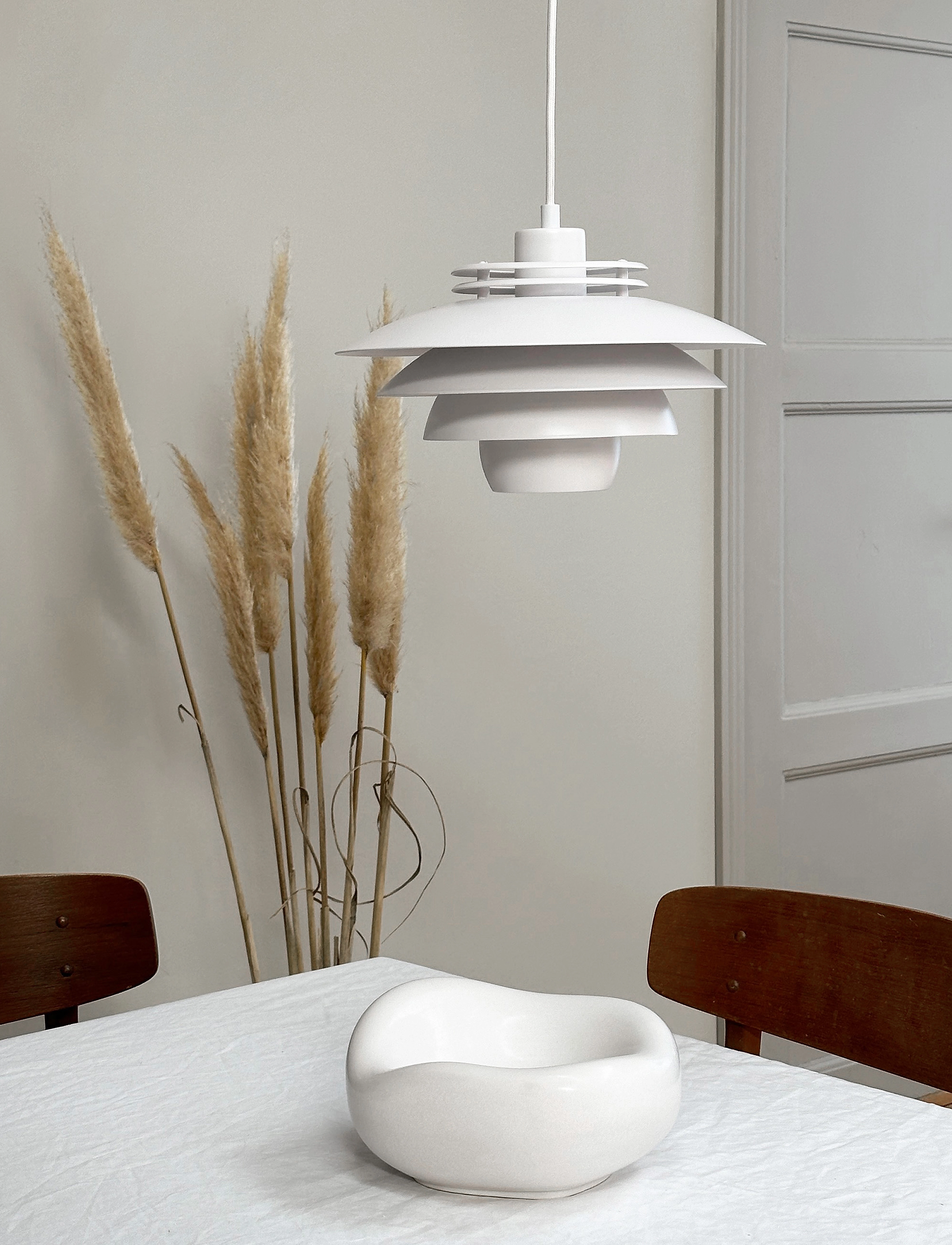 Dyberg Larsen - Ejka Mini matte white pendant - rippvalgustid - white - 5