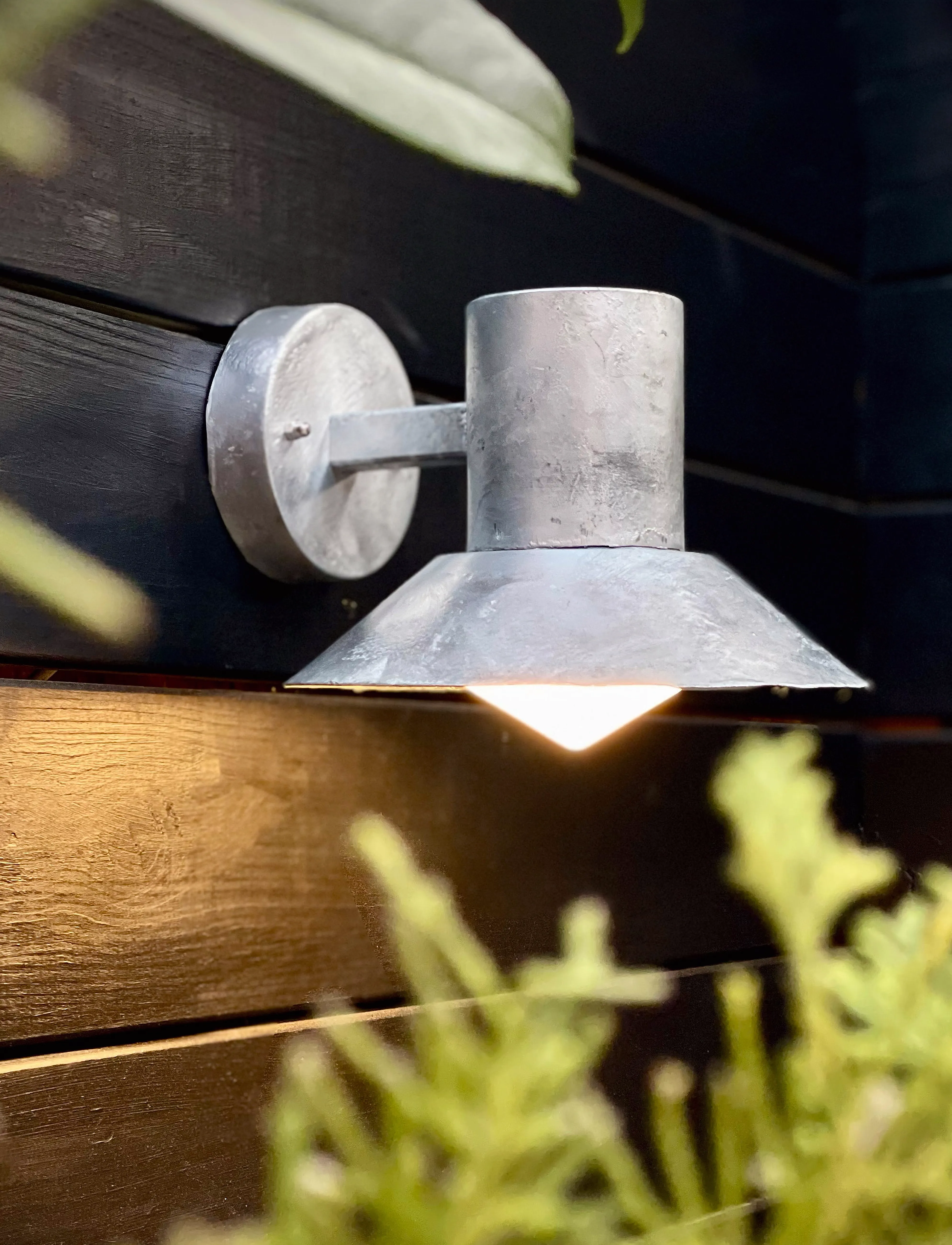 Dyberg Larsen Venice Udendørs Væglampe Galvaniseret, 15X20X20, Lamps, Silber - Wall Homeware