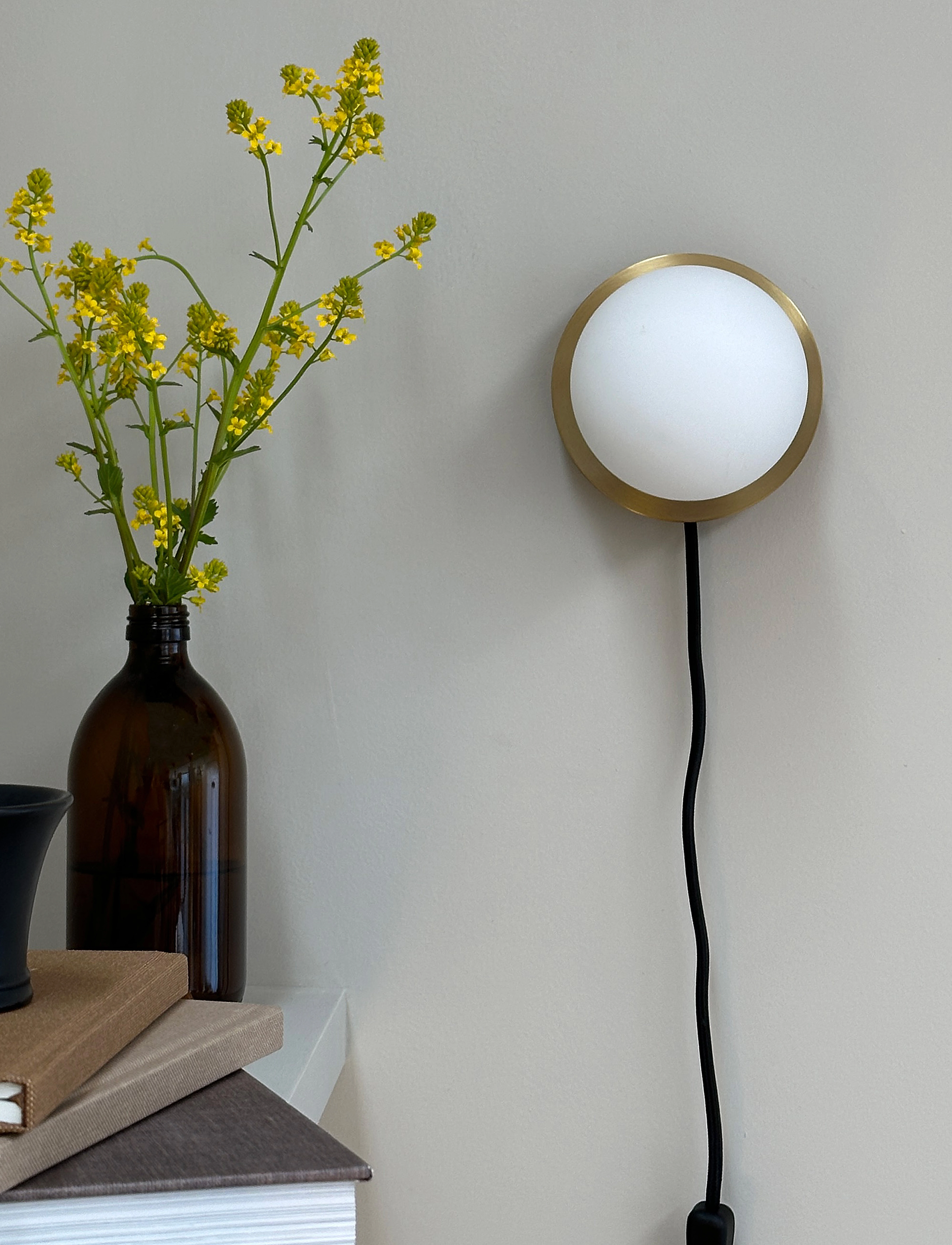 Dyberg Larsen - Sia Wall lamp Brass base - wandleuchten - opal/ brass - 5