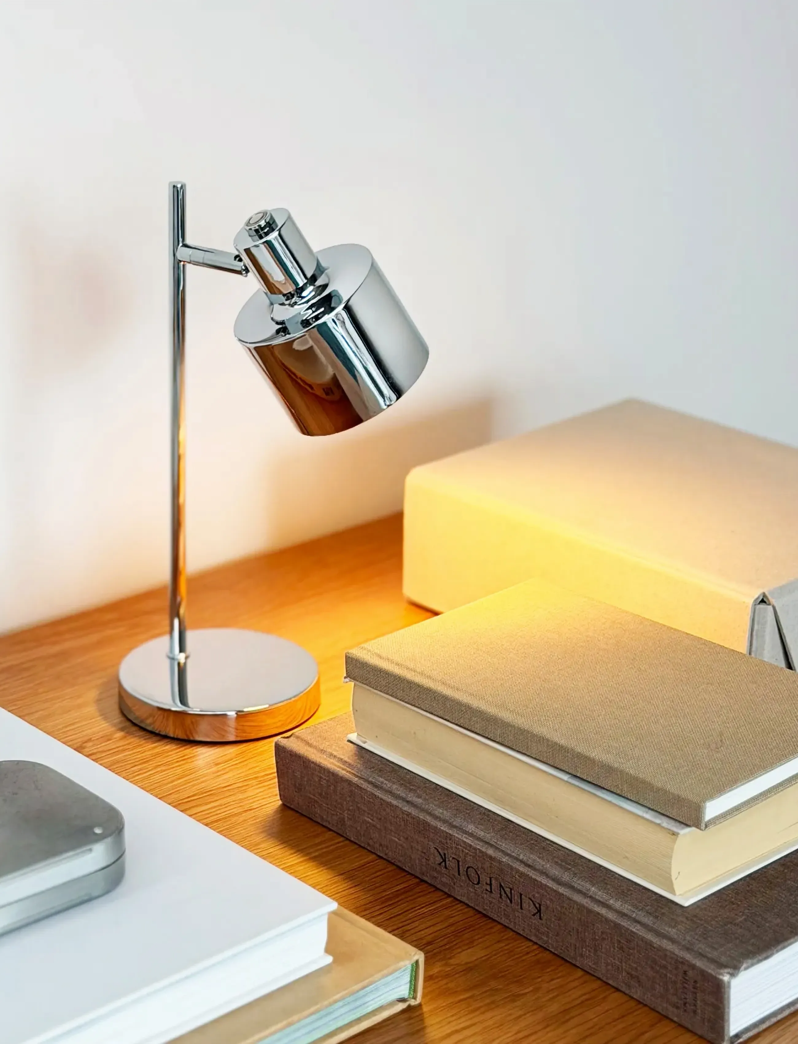 Dyberg Larsen Ocean Mini Led Krom Bordlampe, One Size, Silver, Lamper > Bordlamper, Unisex