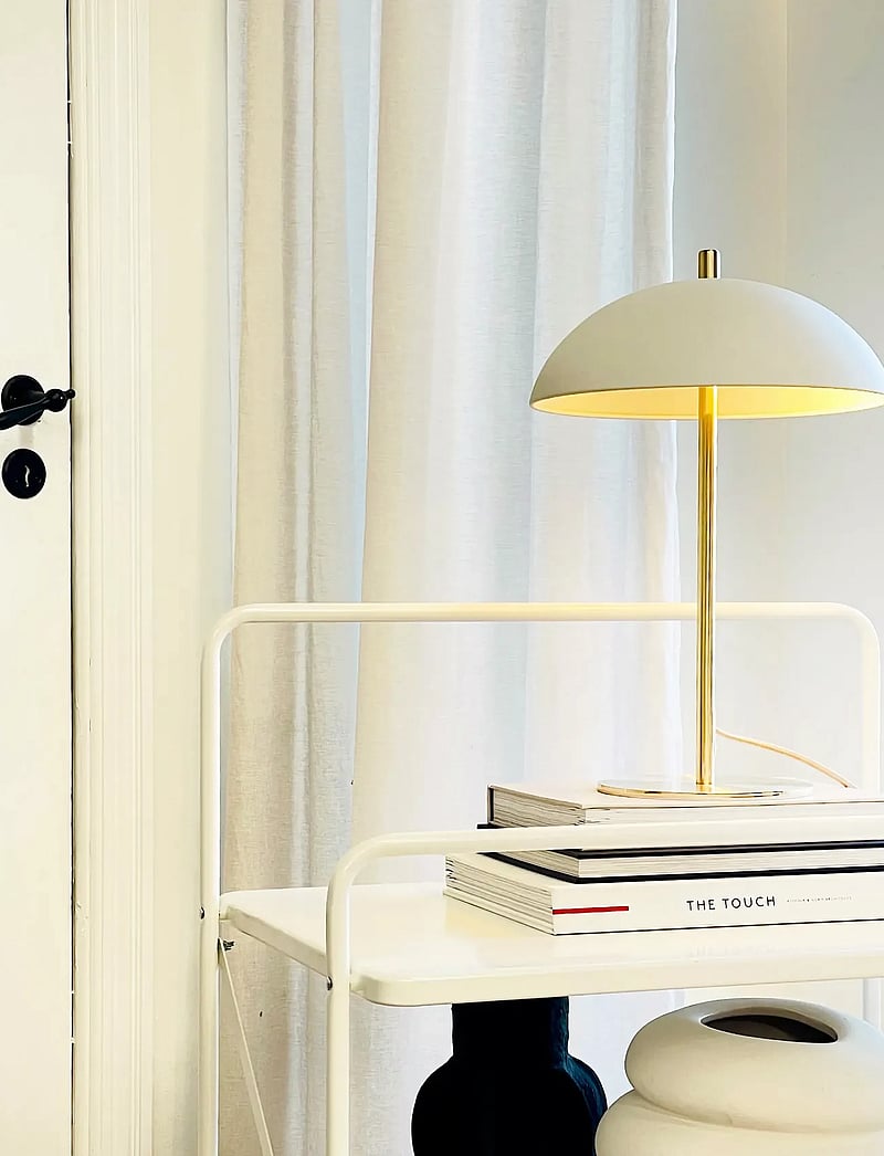 Dyberg Larsen - Globus Bordlampe Beige/ messing - laualambid - beige/ brass - 0