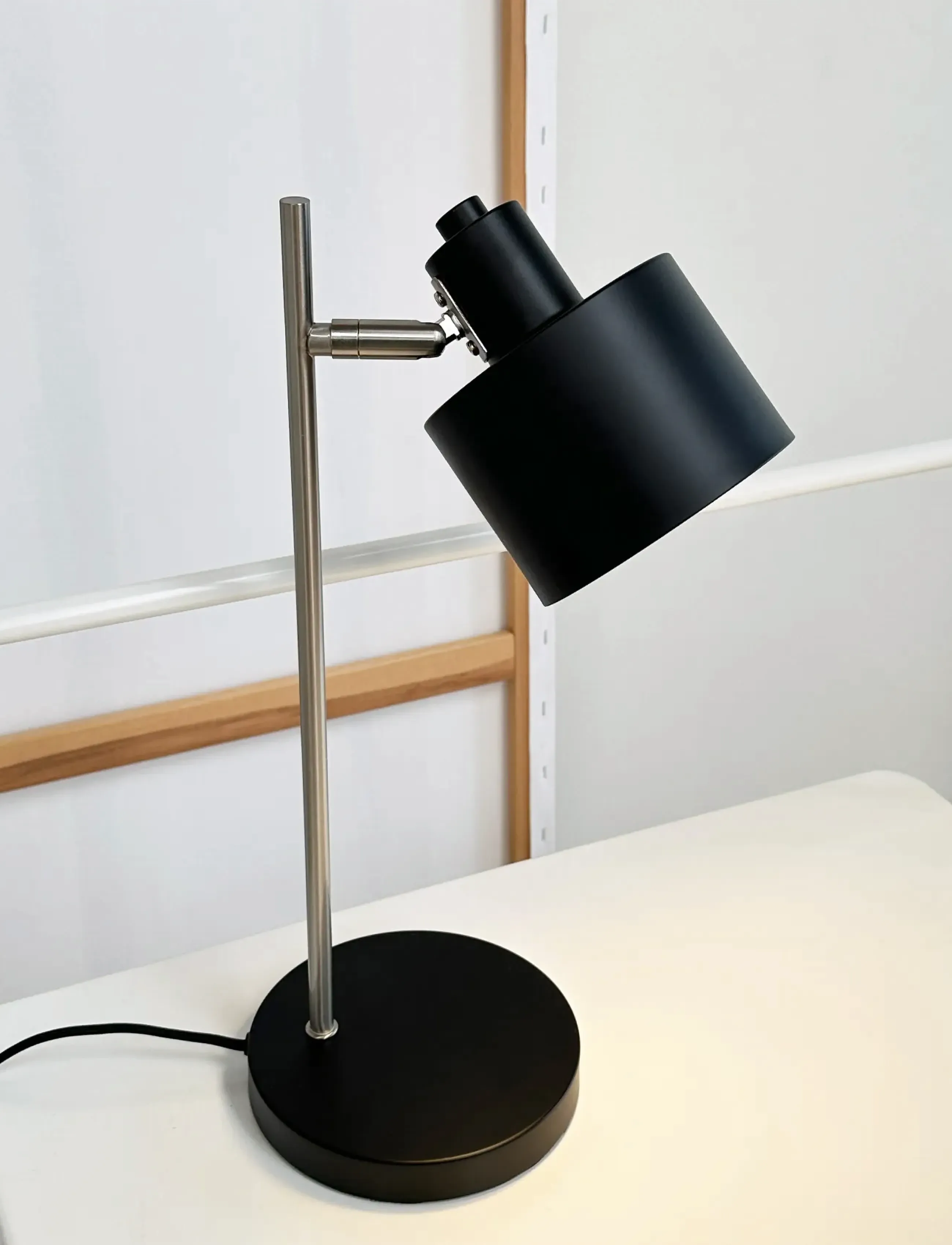 Dyberg Larsen - Ocean Sort/ Børstet stål Bordlampe - kaasaskantavad lambid - black/ brushed steel - 3