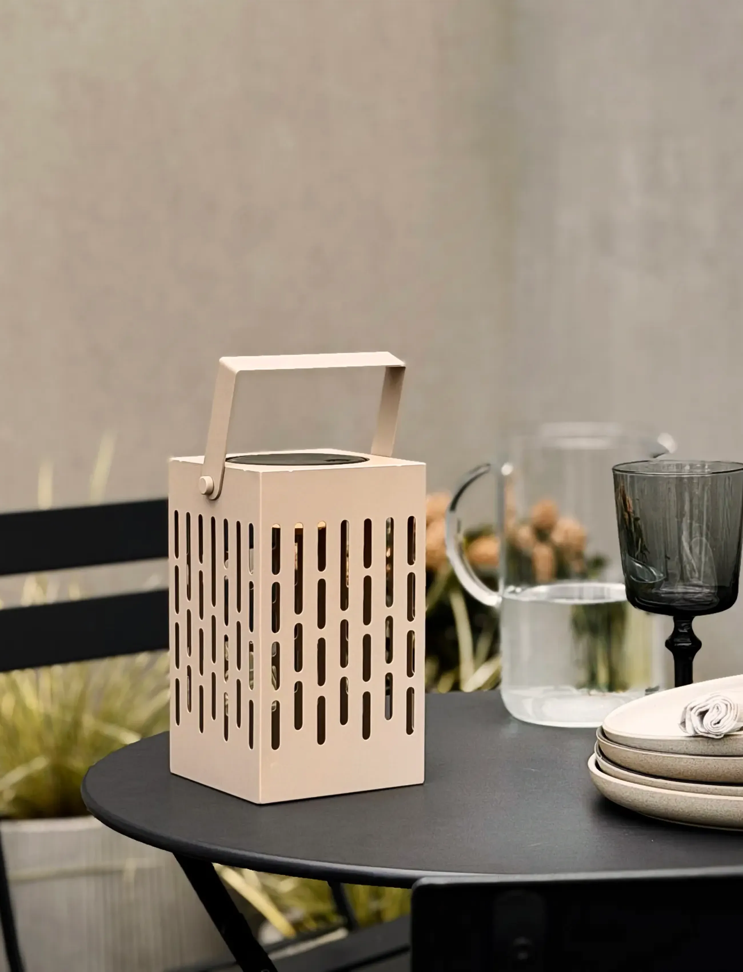 Dyberg Larsen Luma Solar Lanterne Beige, One Size, Beige, Udendørs Belysning > Lanterner, Unisex