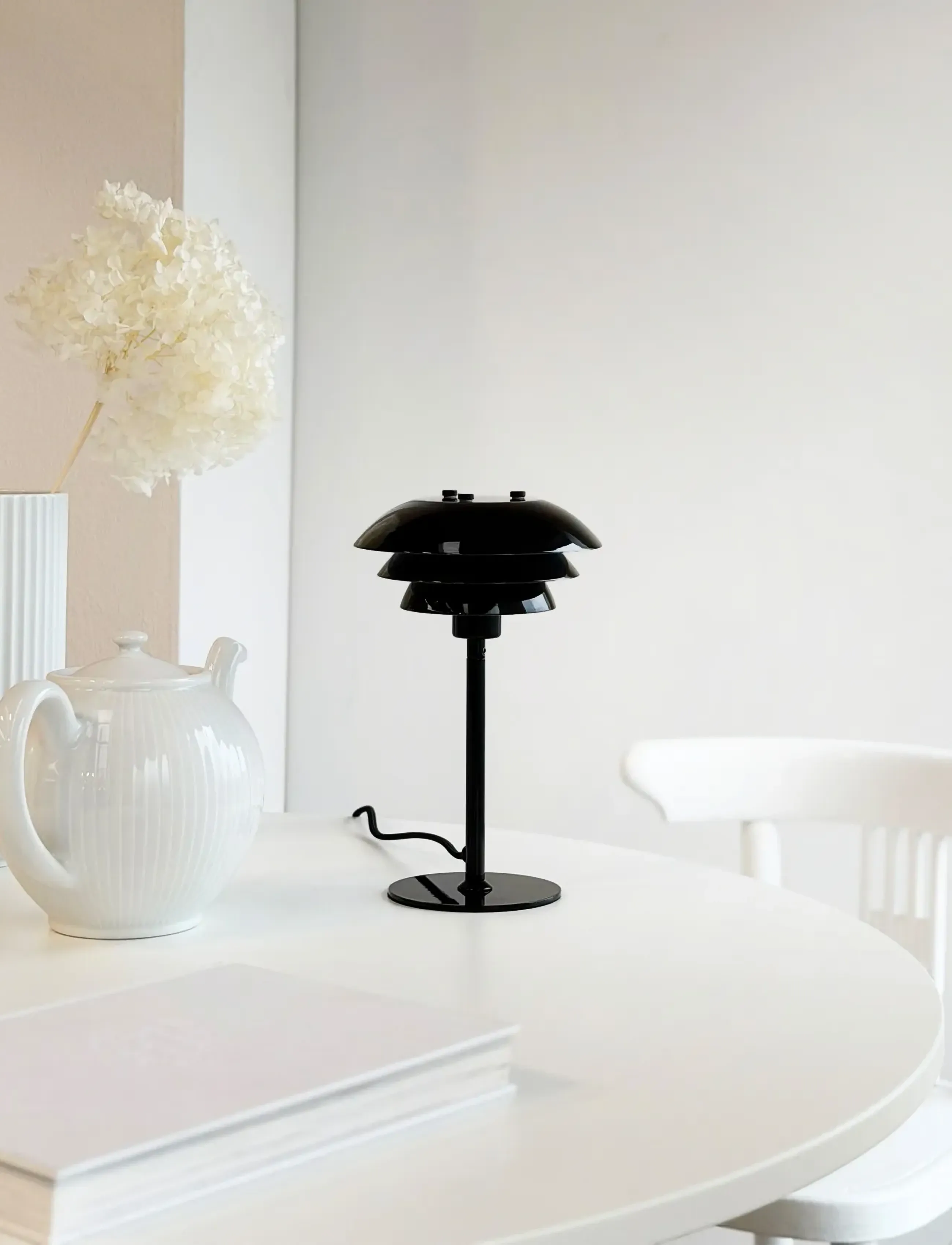 Dyberg Larsen Sixteen Bordlampe Sort, One Size, Lamps, Schwarz - Table Homeware
