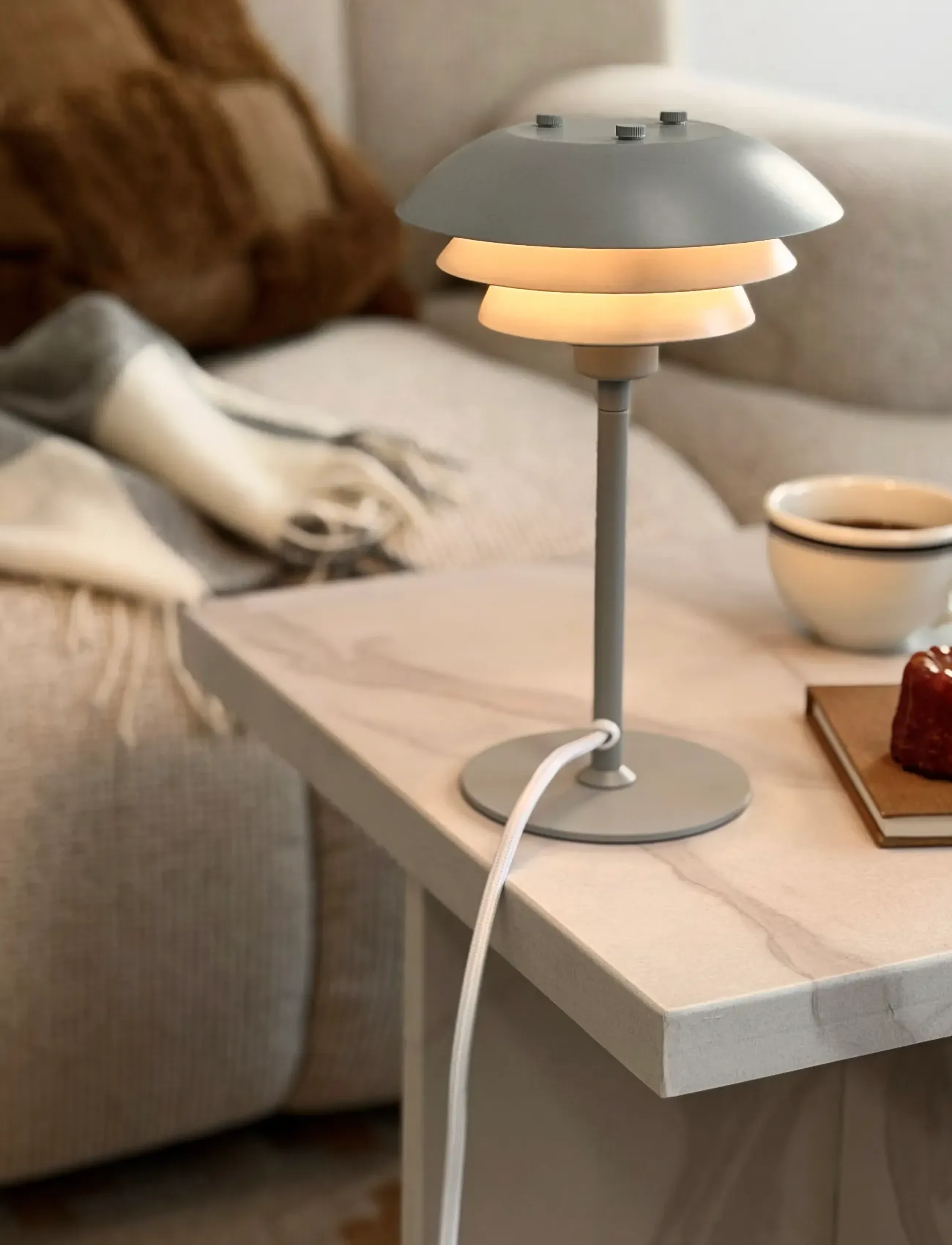 Dyberg Larsen Sixteen Bordlampe Grå, One Size, Lamps, Grau - Table Homeware