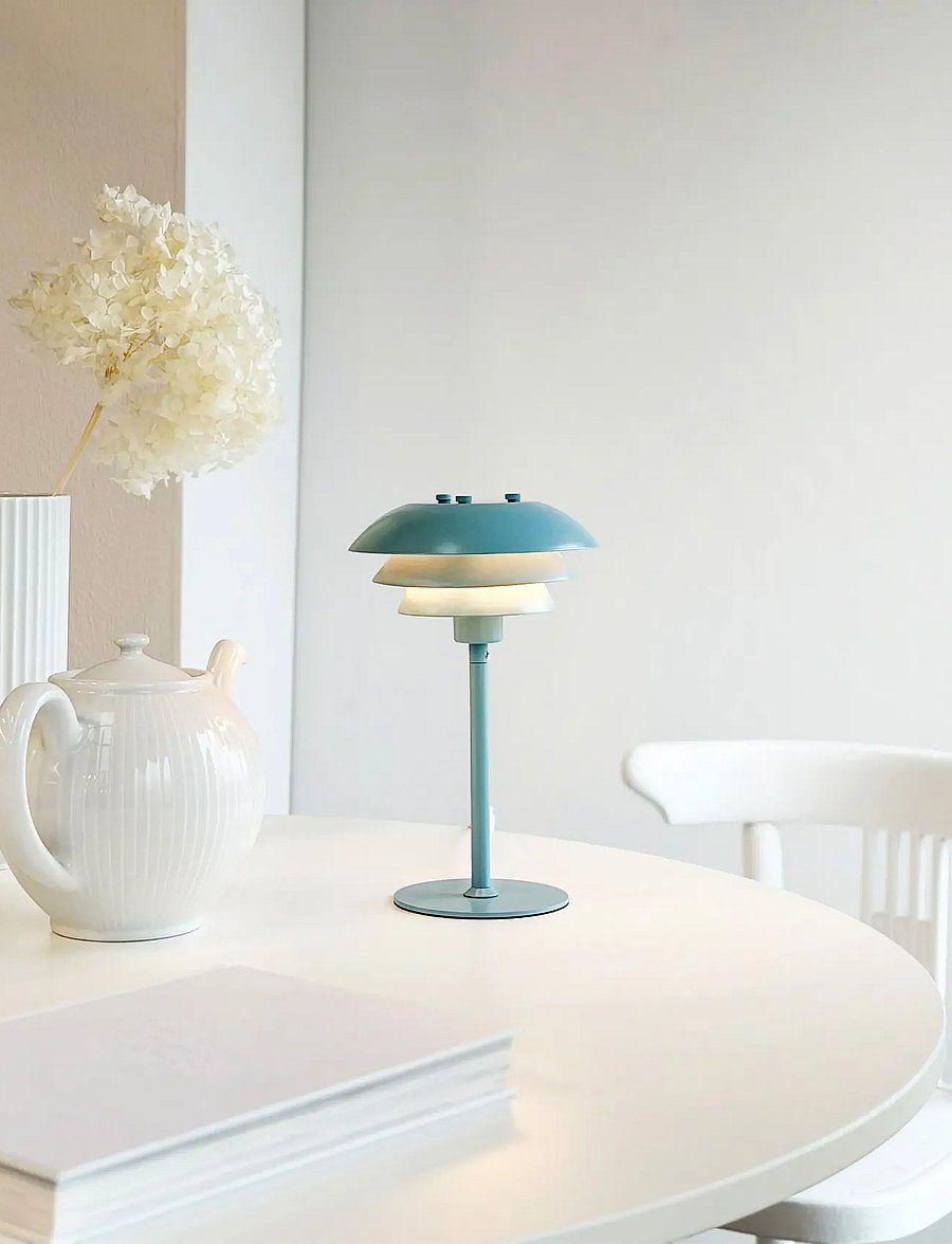 Dyberg Larsen - Sixteen Table Lamp - schreibtisch- & tischlampen - iceblue - 5