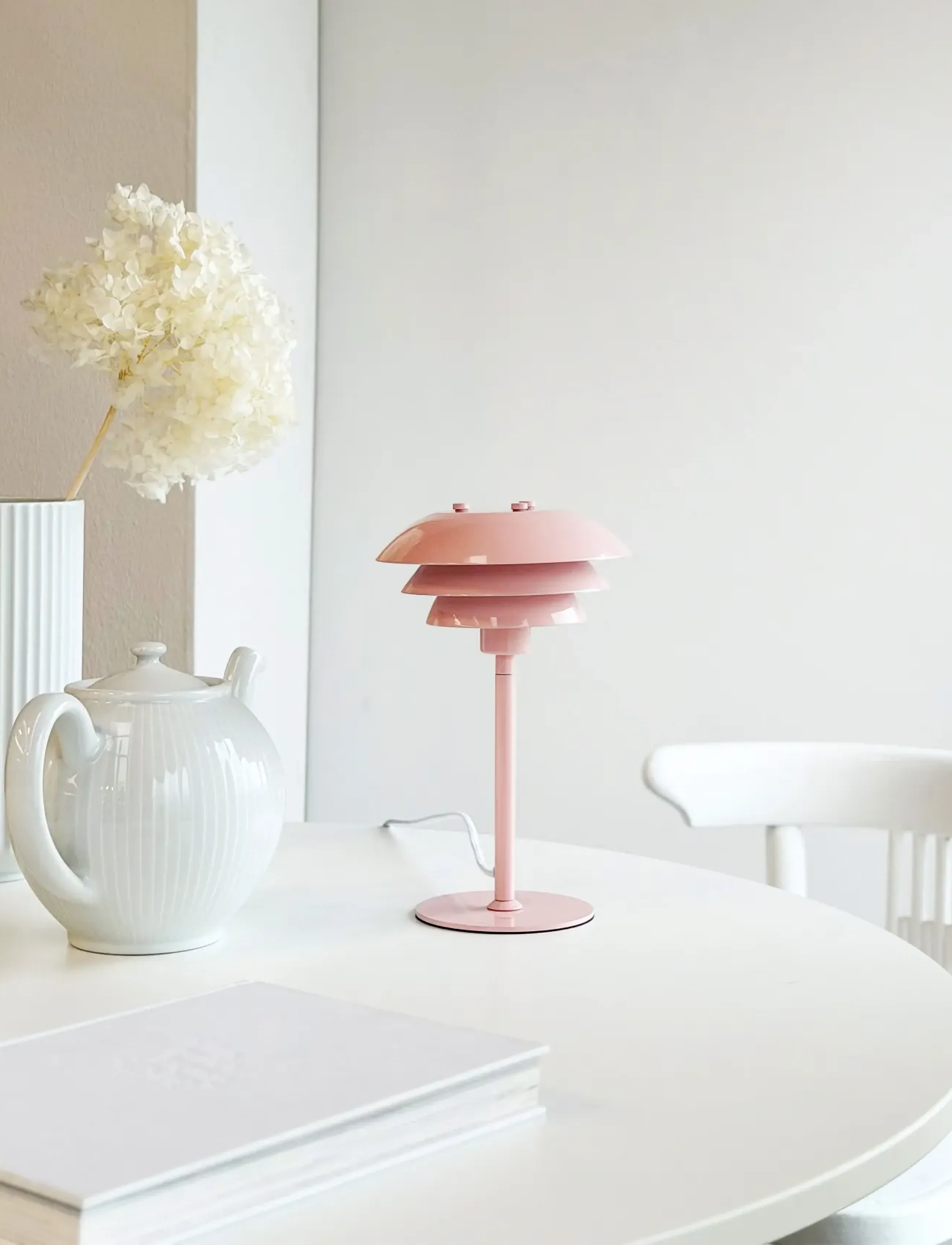 Dyberg Larsen Sixteen Bordlampe Lyserød, One Size, Lamps, Rosa - Table Homeware