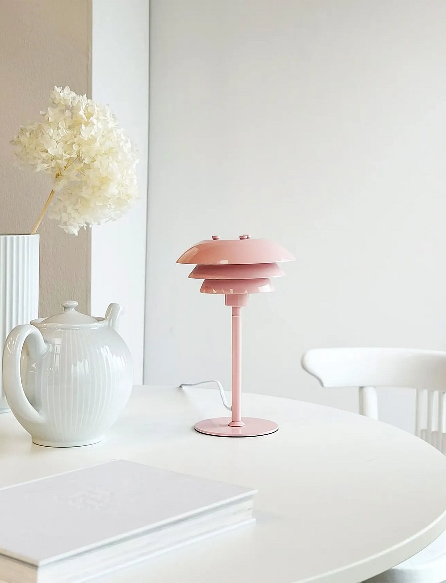 Dyberg Larsen - Sixteen Table Lamp - schreibtisch- & tischlampen - pink - 0