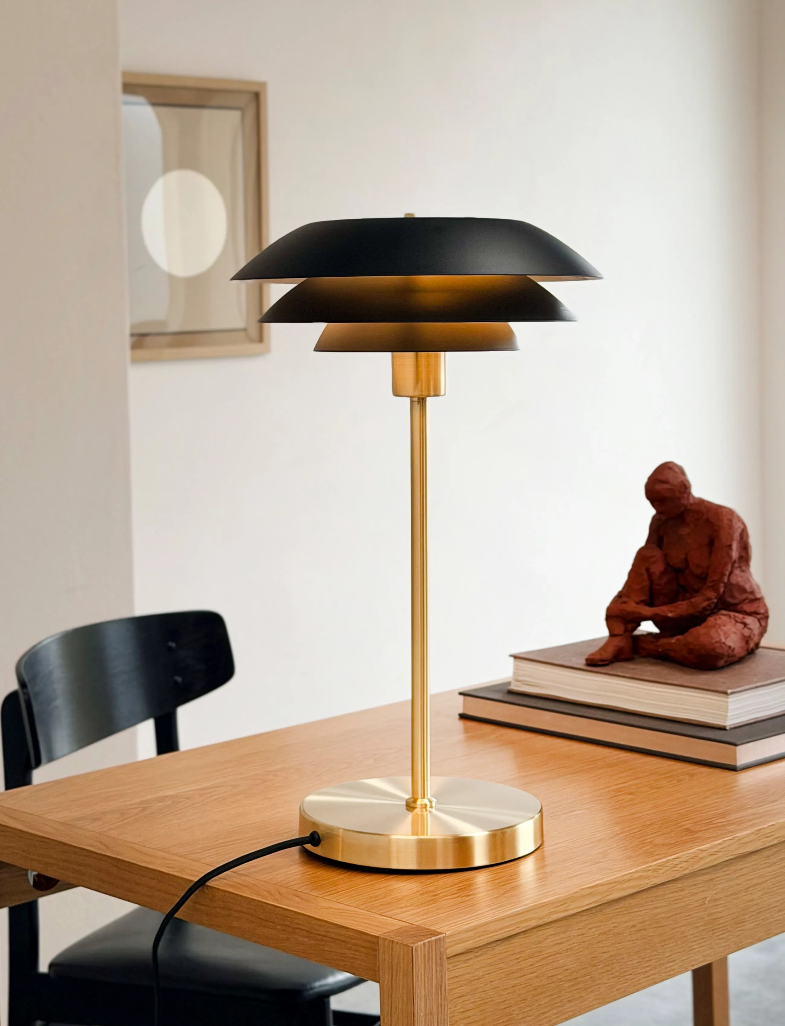Dyberg Larsen Dl31 Bordlampe - Sort/Messing, H:50 cm, Gold, Lamper > Bordlamper, Unisex