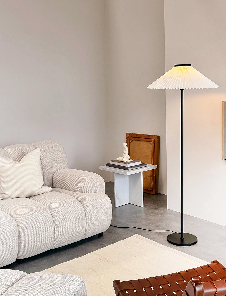 Dyberg Larsen - Plissé Gulvlampe - grindų šviestuvai - black/ off-white - 0